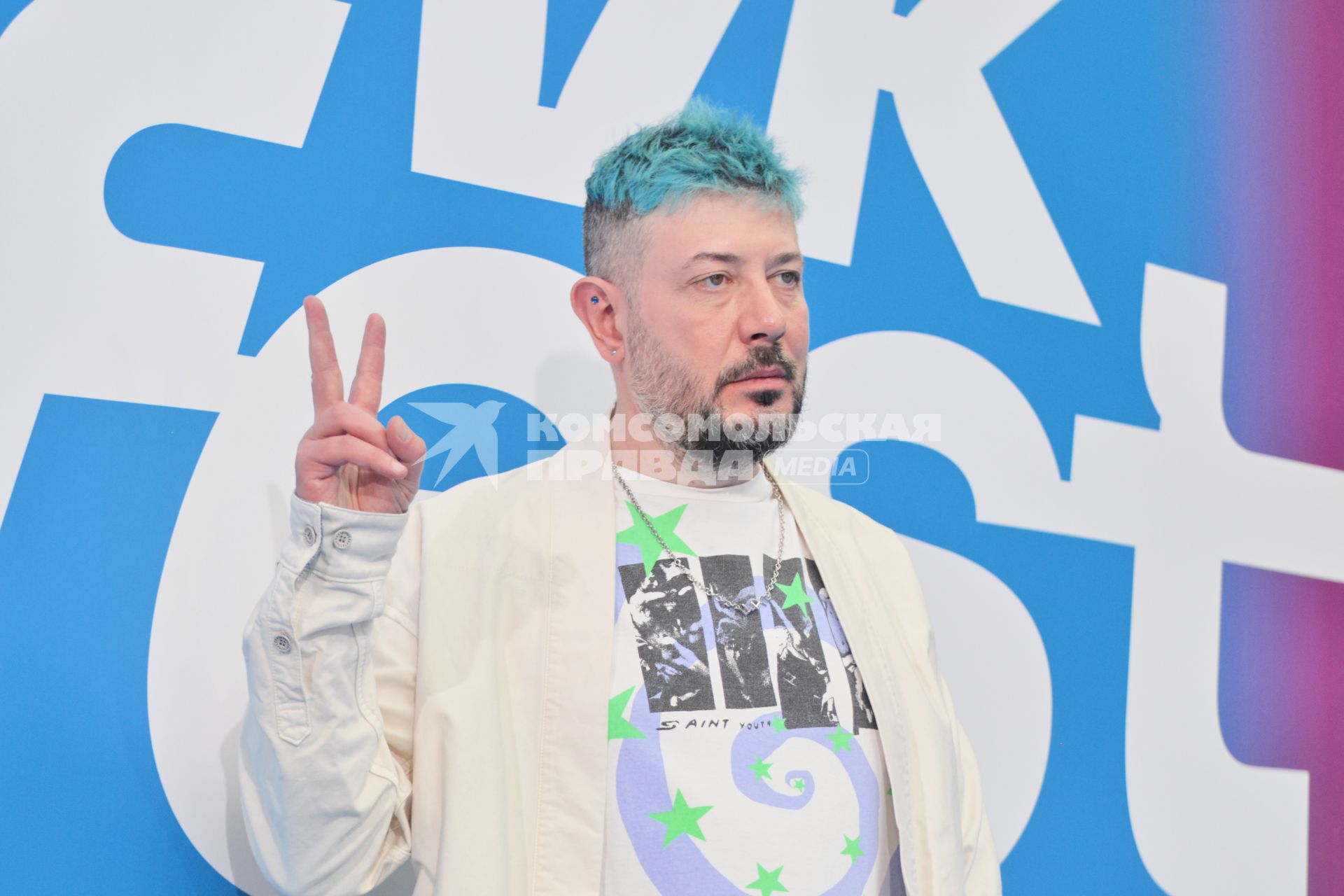 Артемий Лебедев