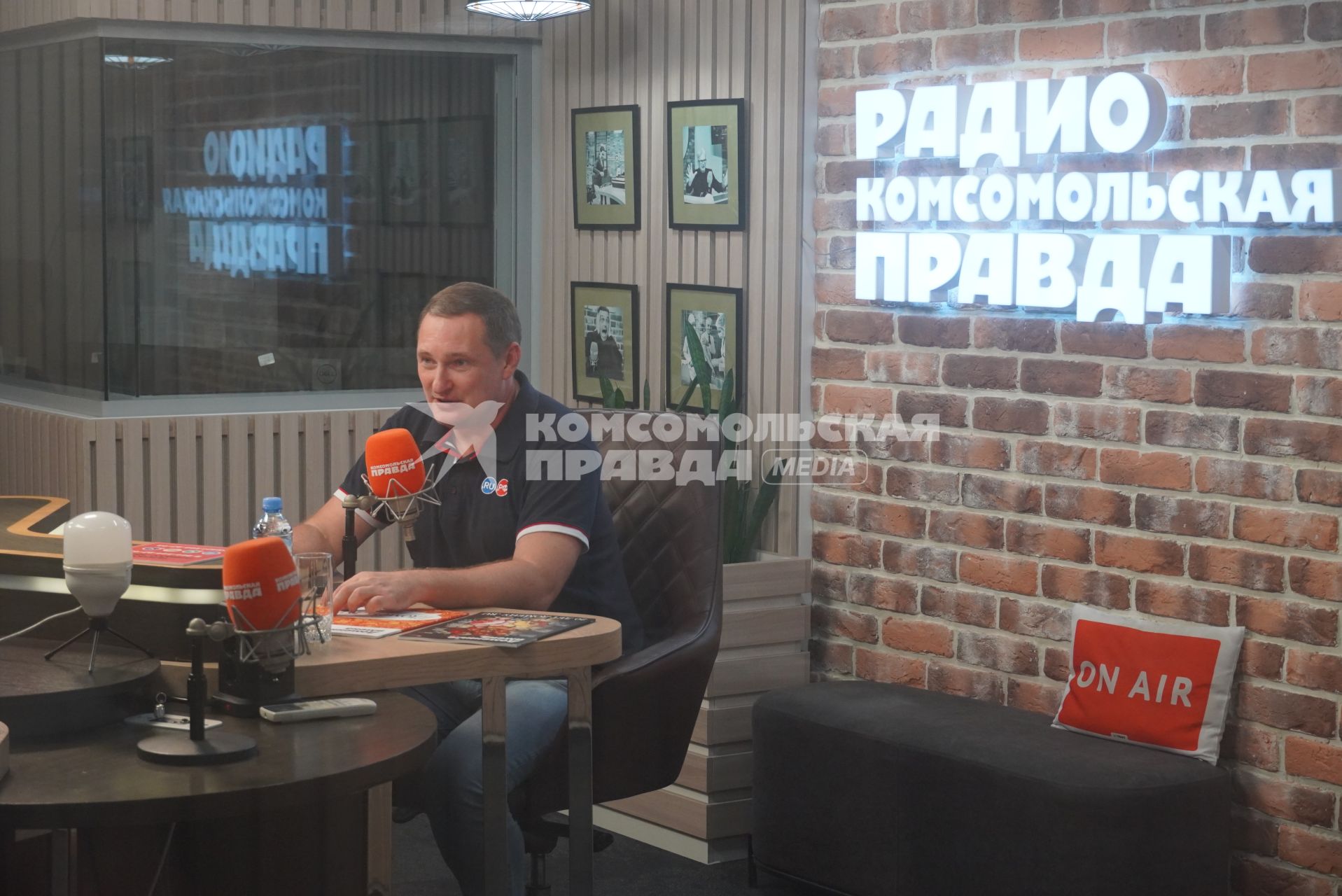 Андрей Воробьев на радиостанции \"Комсомольская правда\"