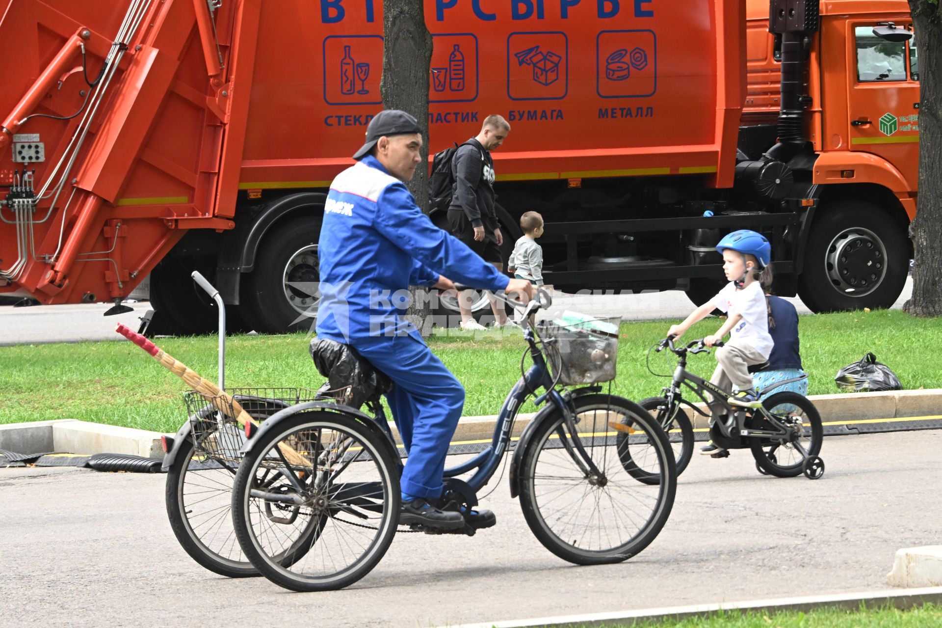Форум-фестиваль Территория будущего. Москва 2030\" в Лужниках