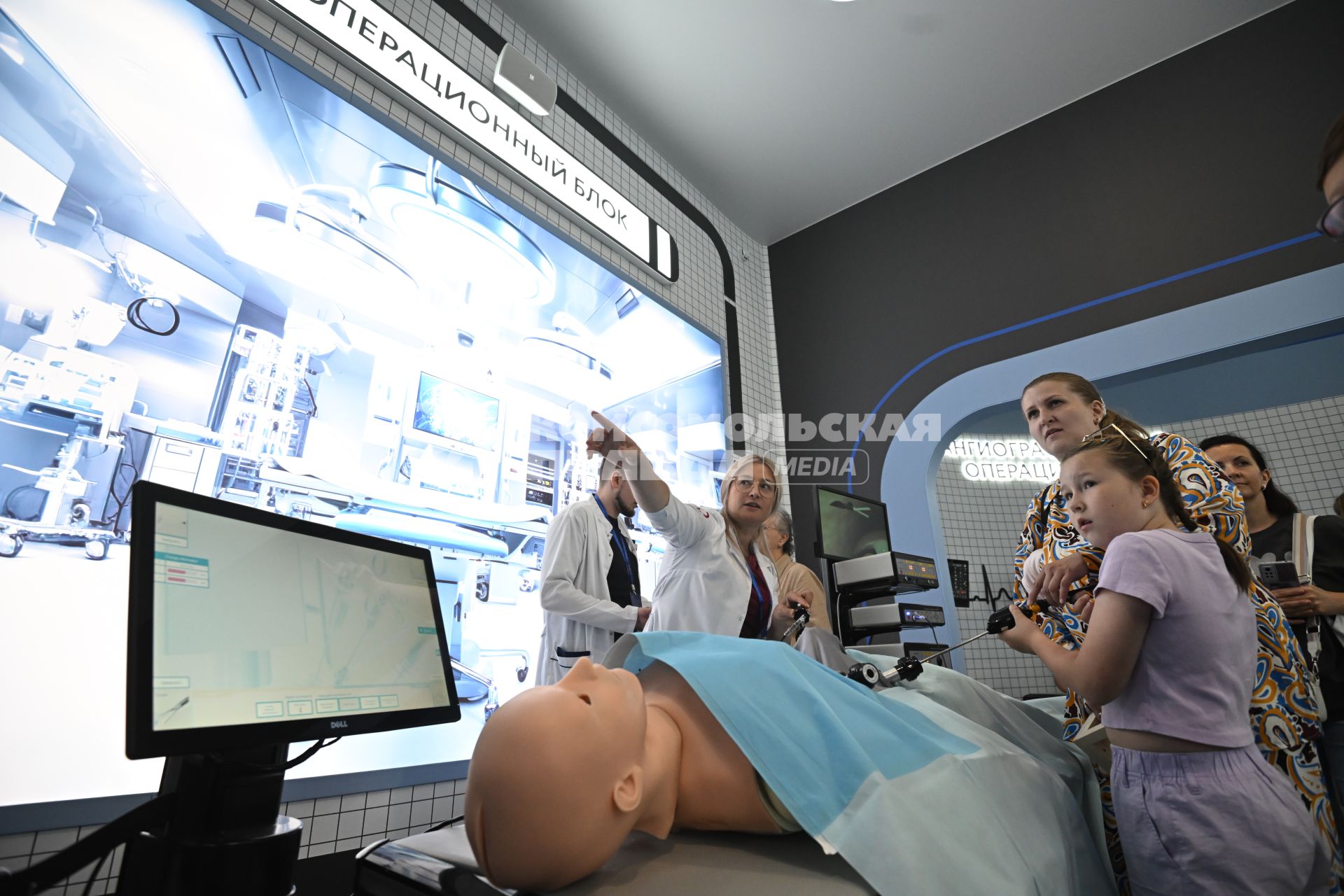 Форум-фестиваль Территория будущего. Москва 2030\" в Гостином дворе
