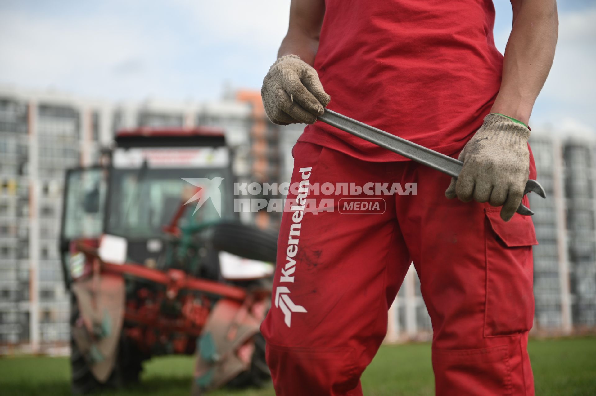 12-й открытый чемпионат России по пахоте в Санкт-Петербурге