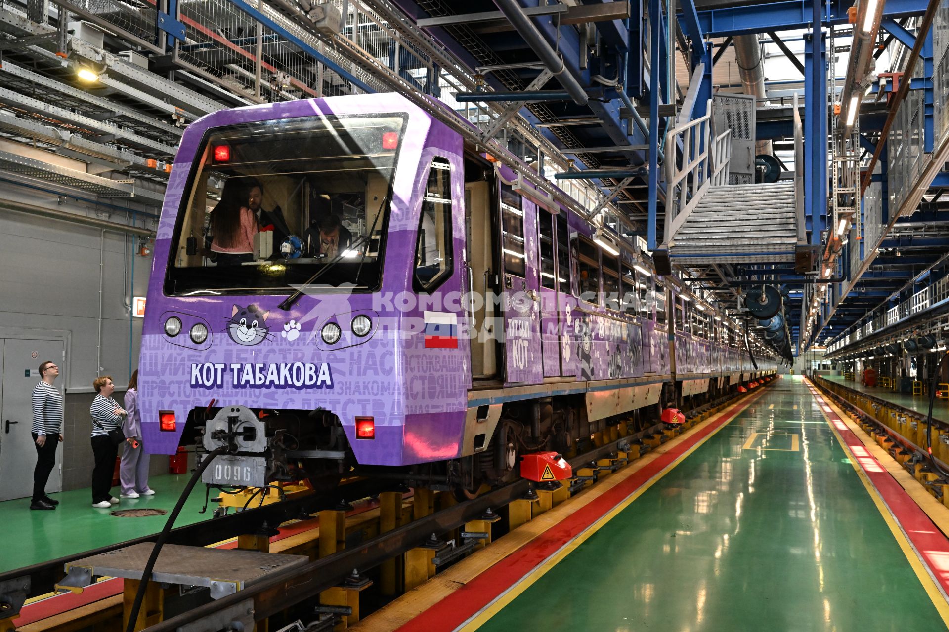 Запуск тематического поезда метро, посвященного памяти Олега Табакова