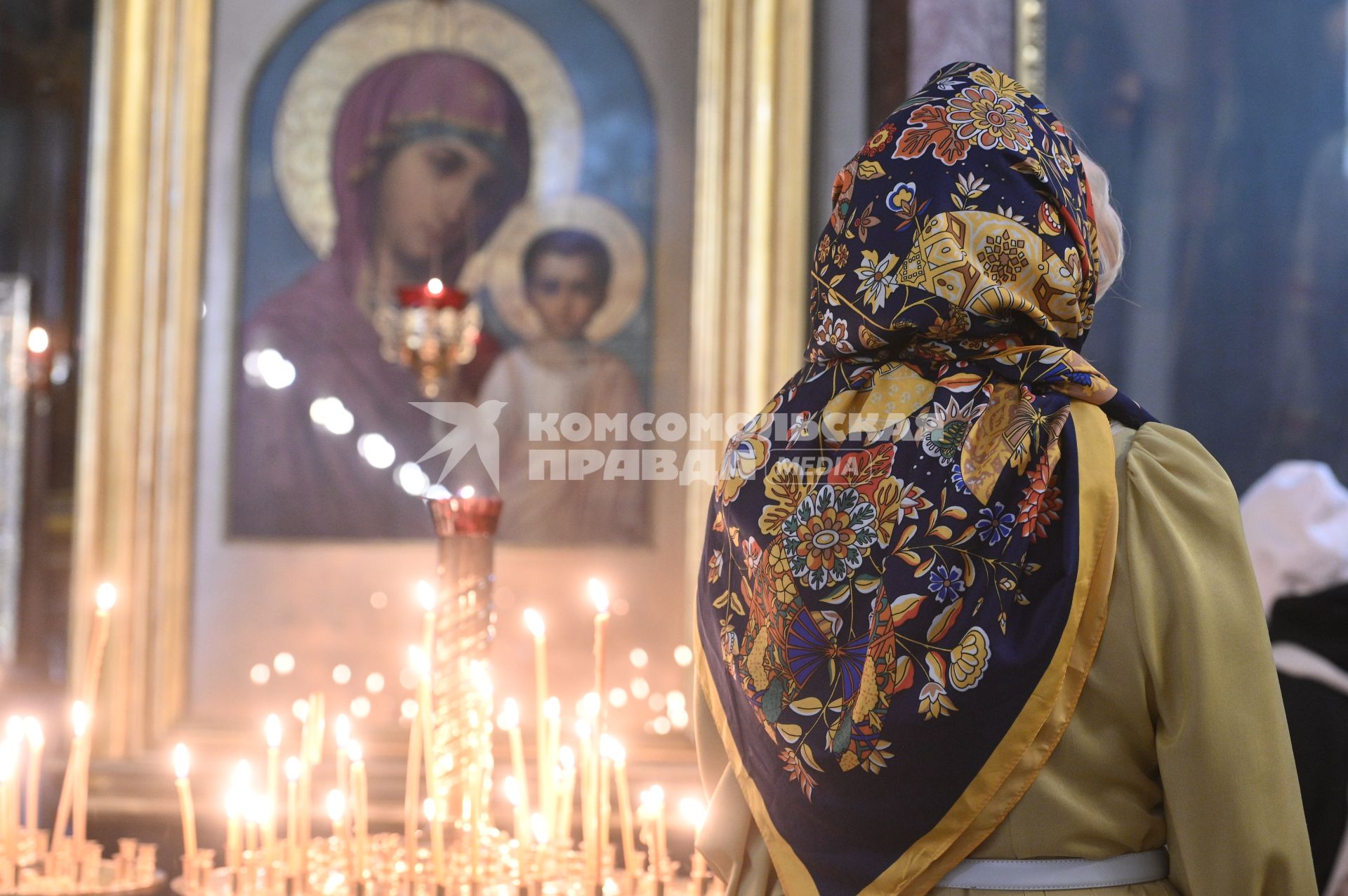 Мощи святителя Тихона прибыли в Казанский собор Санкт-Петербурга