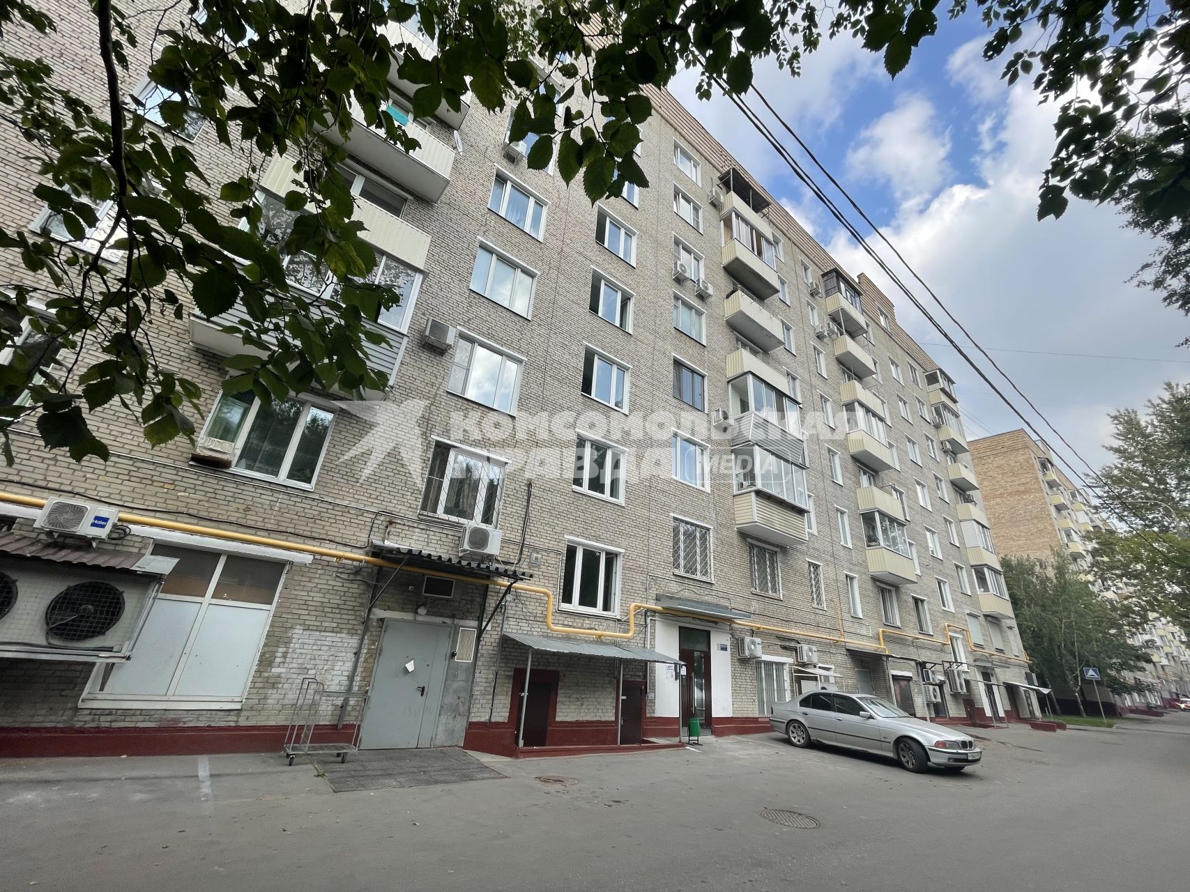 Как мумия режиссера Джимбиновой два года пролежала в пустой квартире