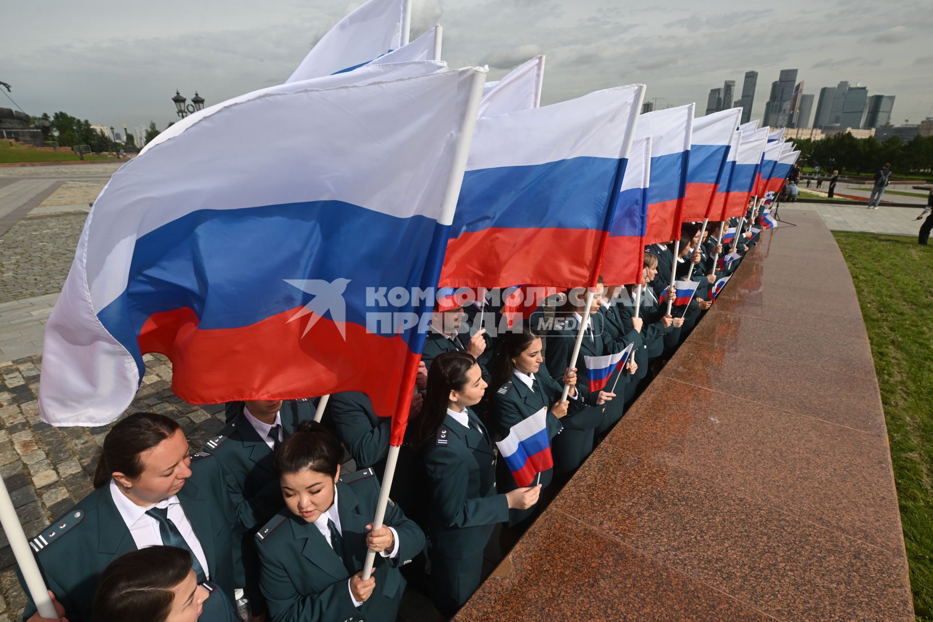 Празднование Дня Государственного флага РФ в Москве