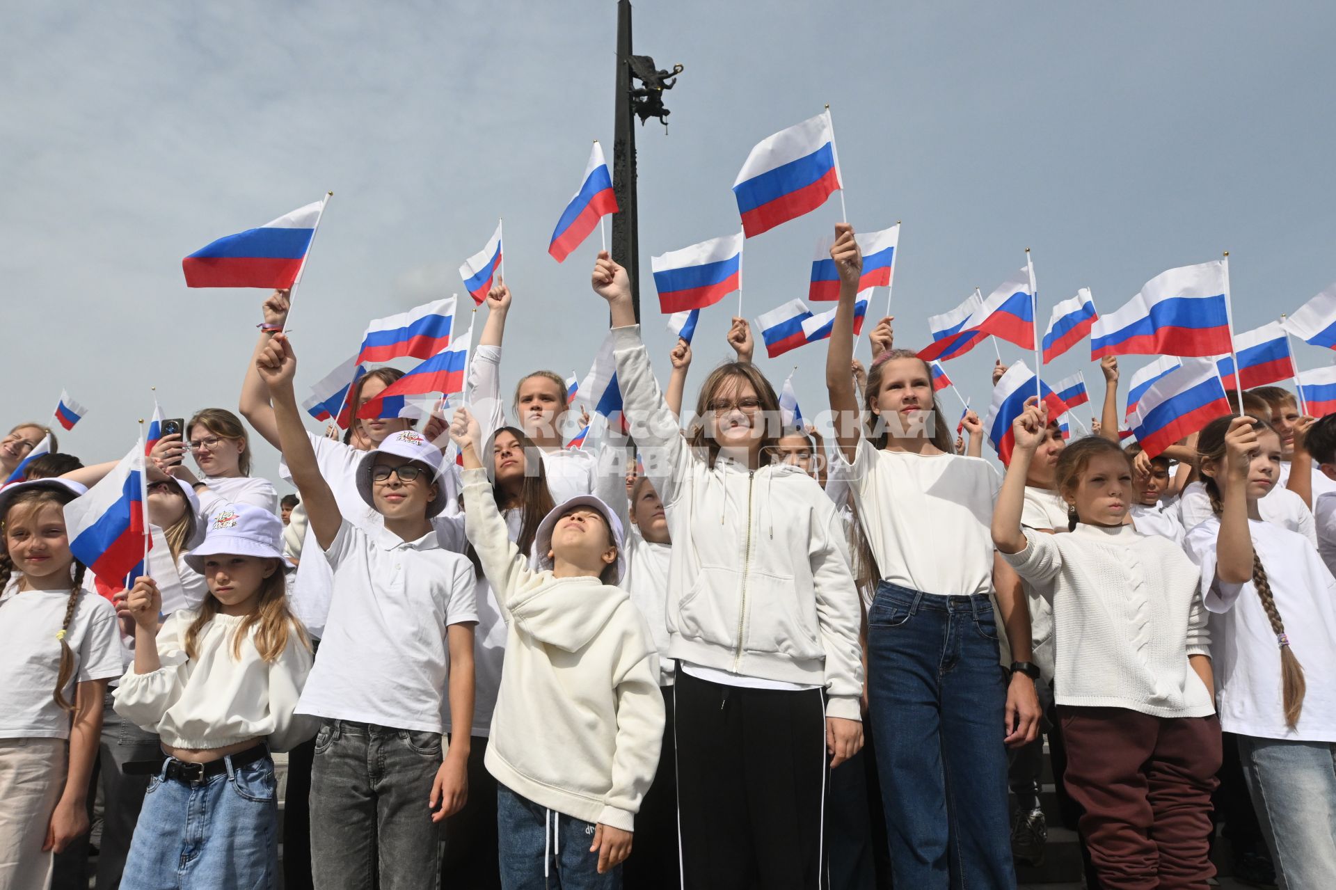 Празднование Дня Государственного флага РФ в Москве