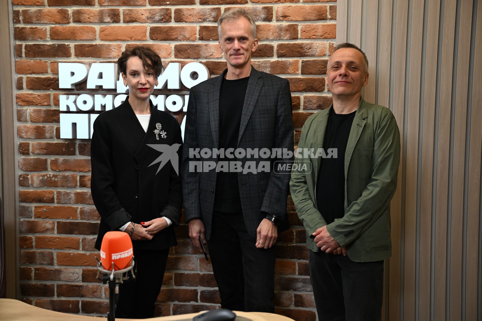 Татьяна Восковская,  Сергей  Кайкин и Денис Давыдов на радиостанции Комсомольская правда\"