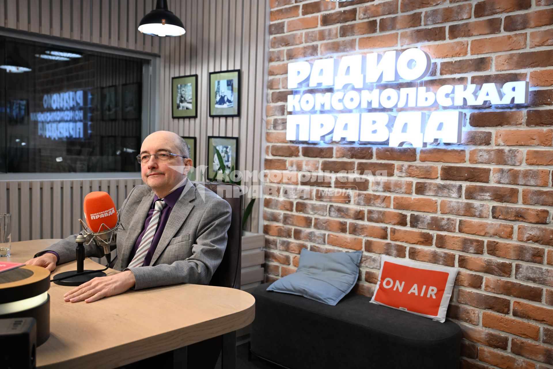 Дмитрий Ушаков на радиостанции Комсомольская правда\"
