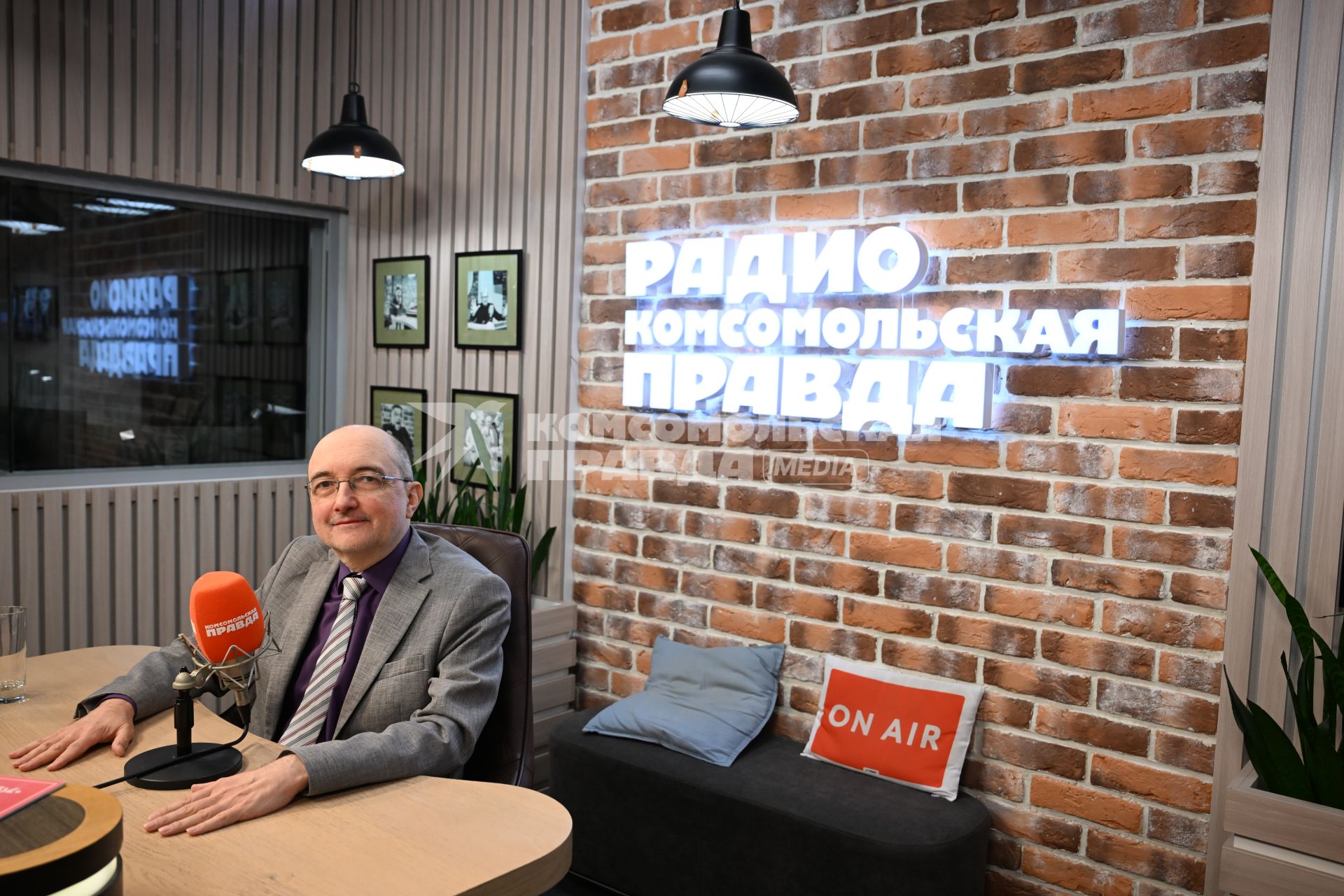 Дмитрий Ушаков на радиостанции Комсомольская правда\"