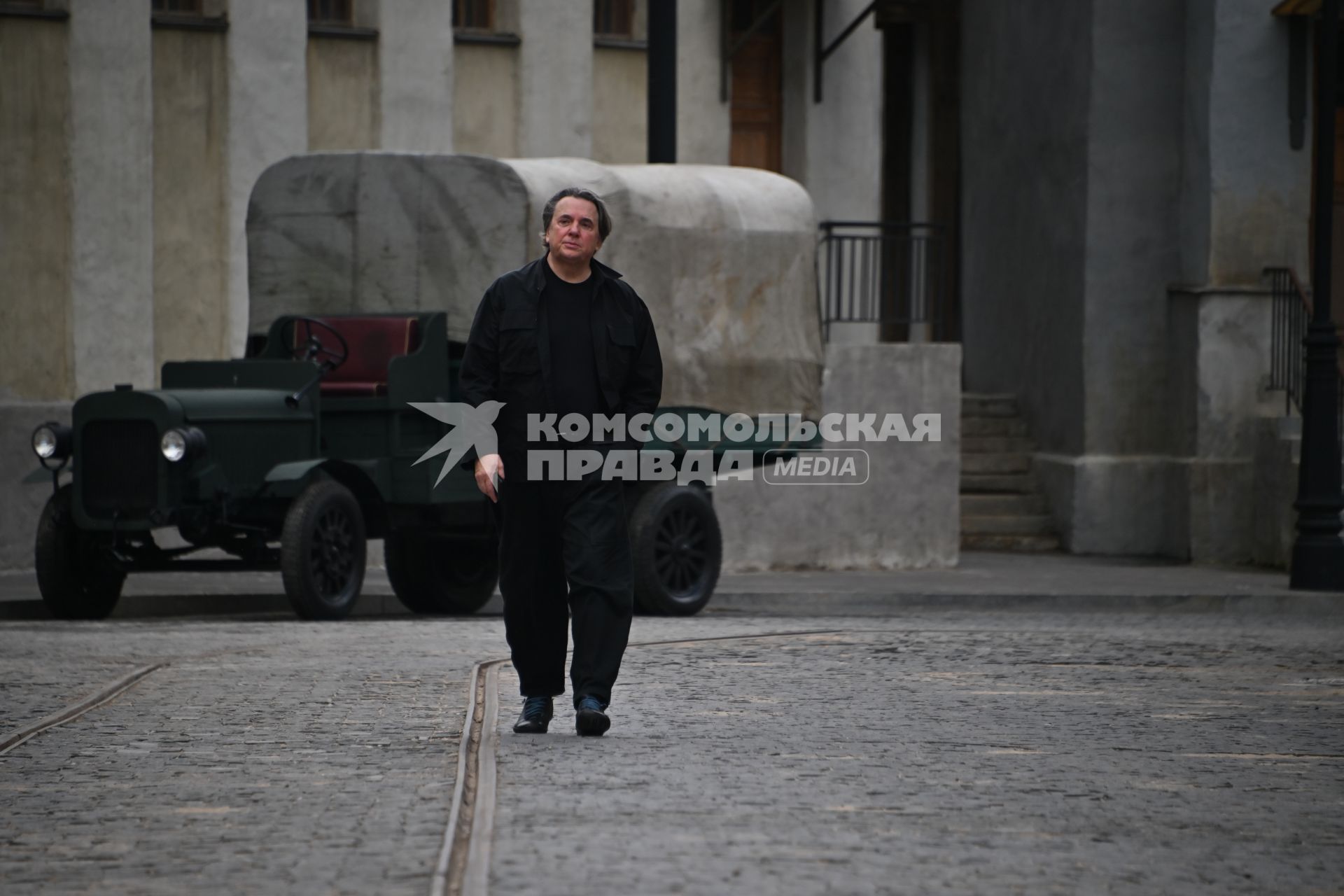 Константин Эрнст