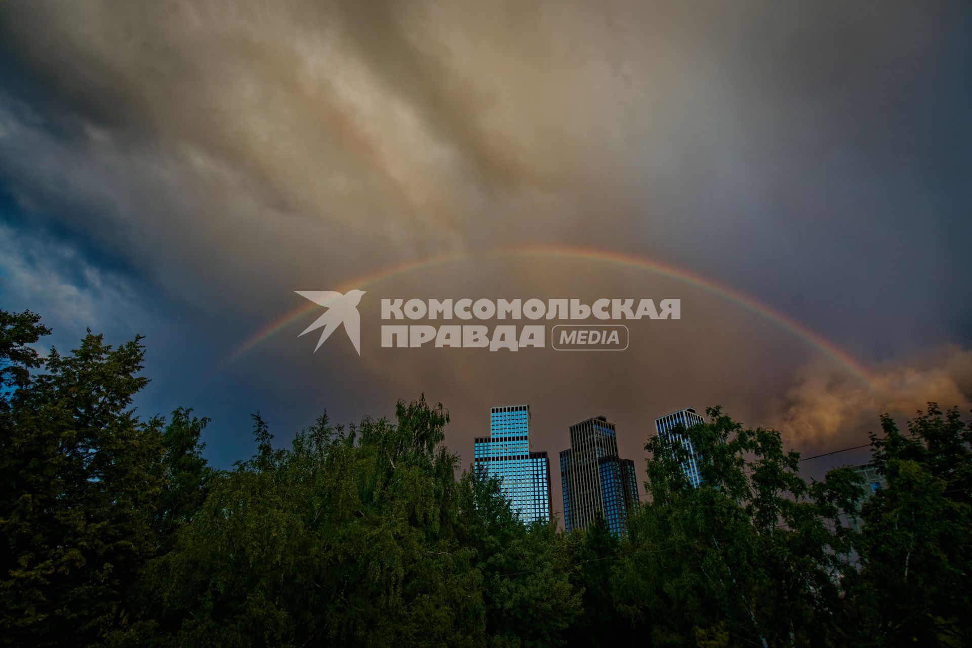 Радуга над Москвой