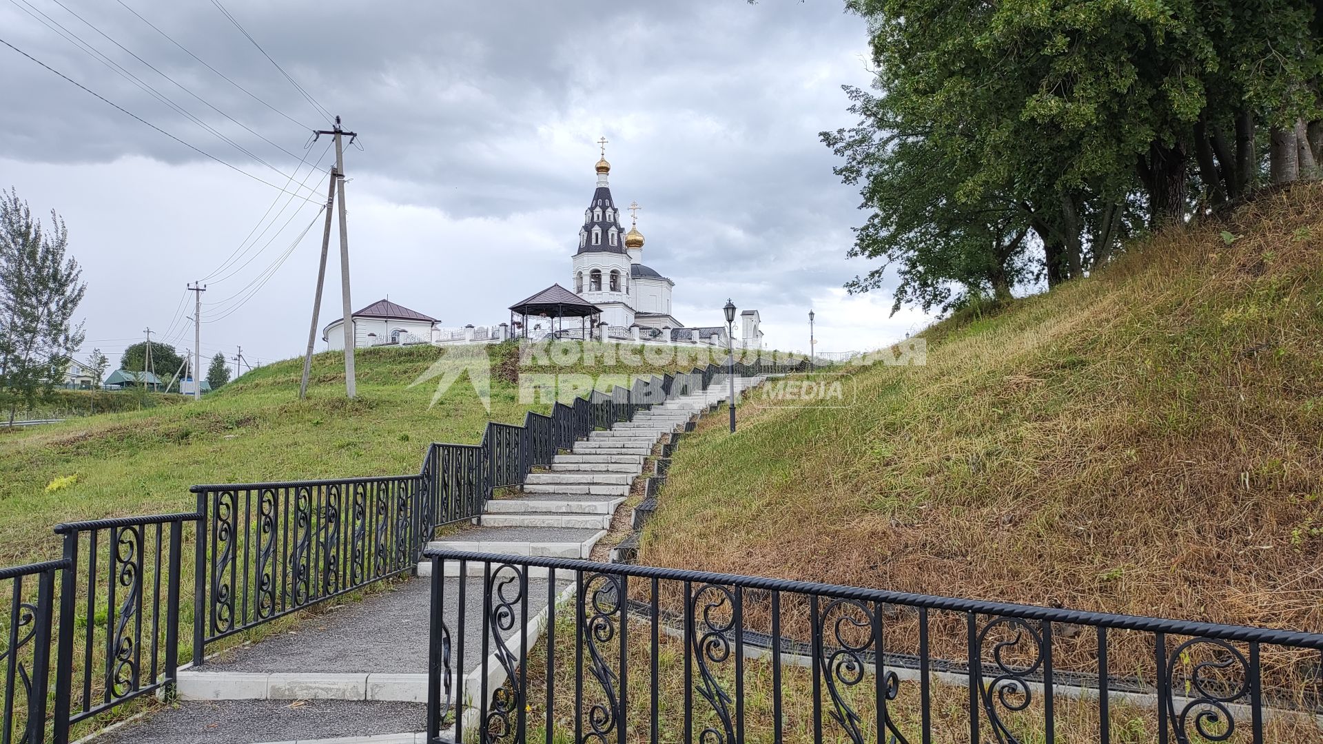 Возрожденное село Губино в Калужской области