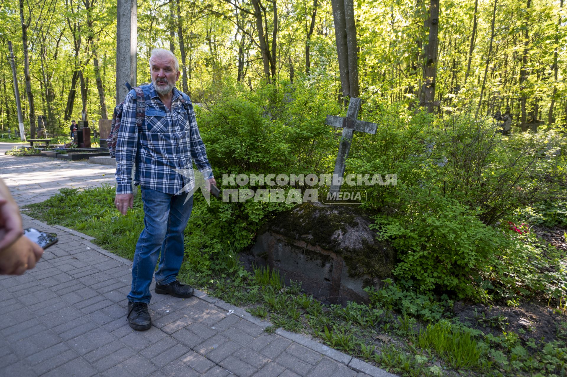 Могила няни Пушкина Арины Родионовны на Смоленском кладбище