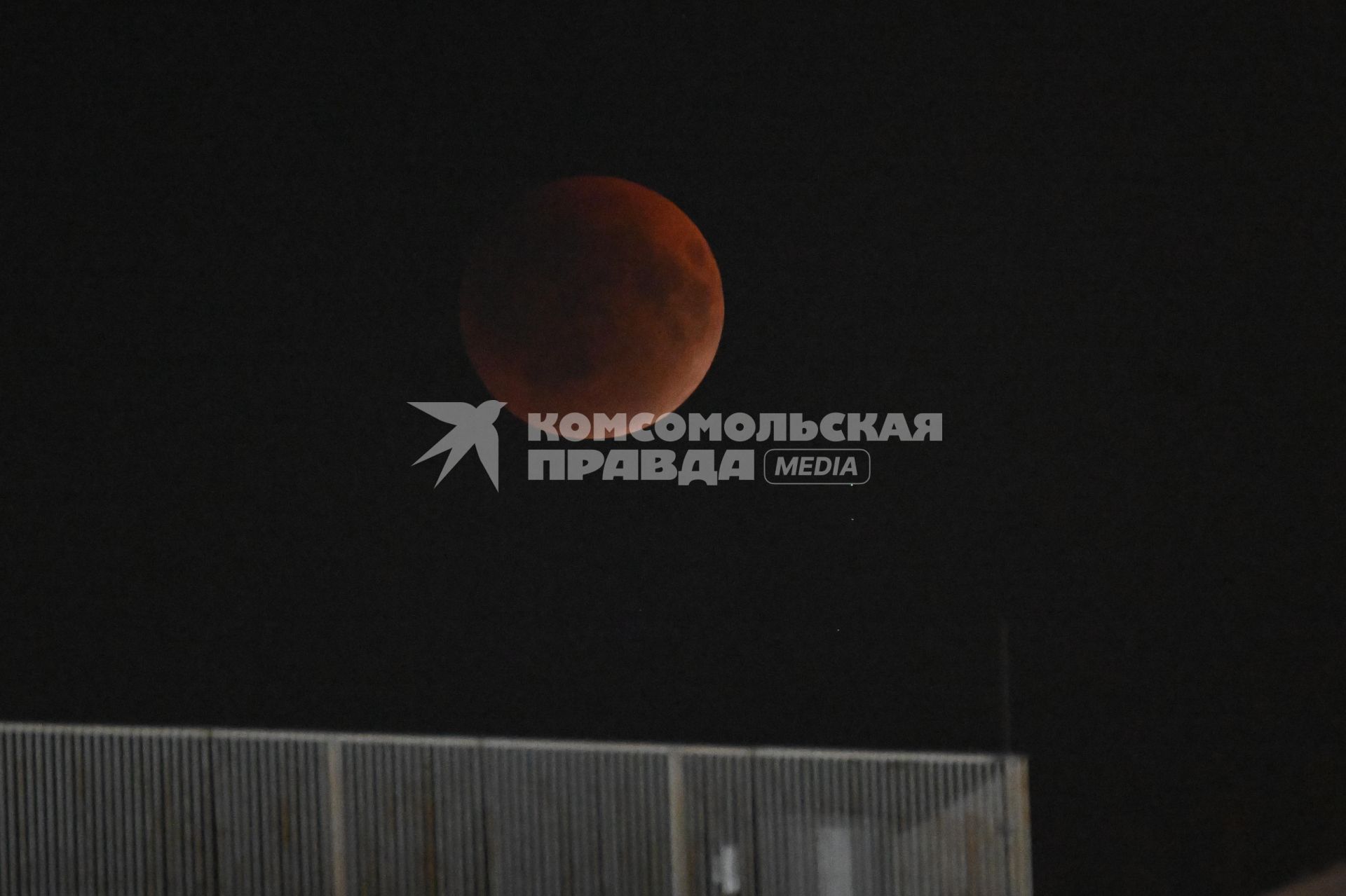 «Кровавое» лунное затмение в Москве