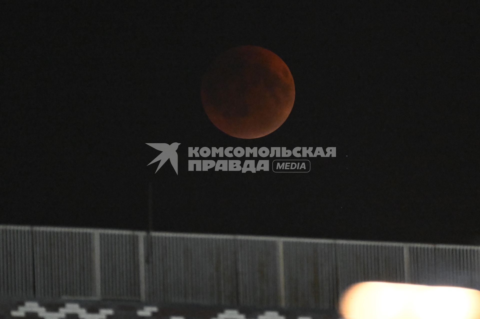«Кровавое» лунное затмение в Москве