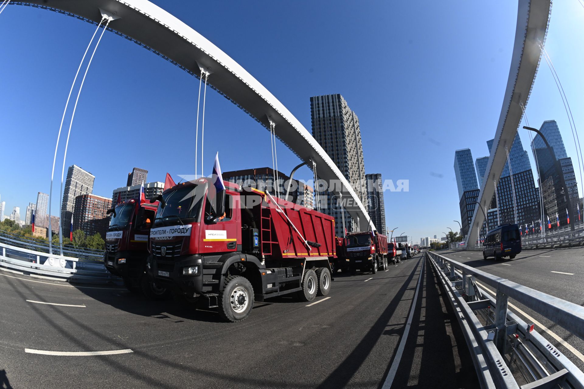 Открытие движения по мосту Академика Королева в Москве