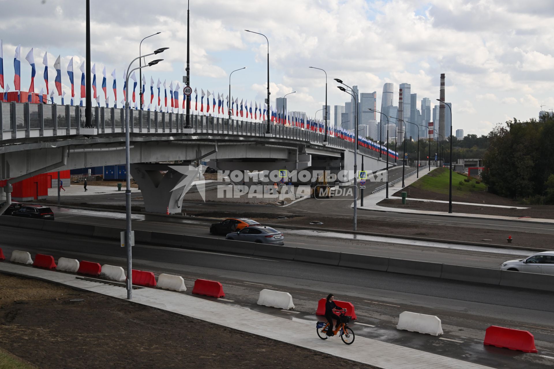 Открытие движения по мосту Академика Королева в Москве