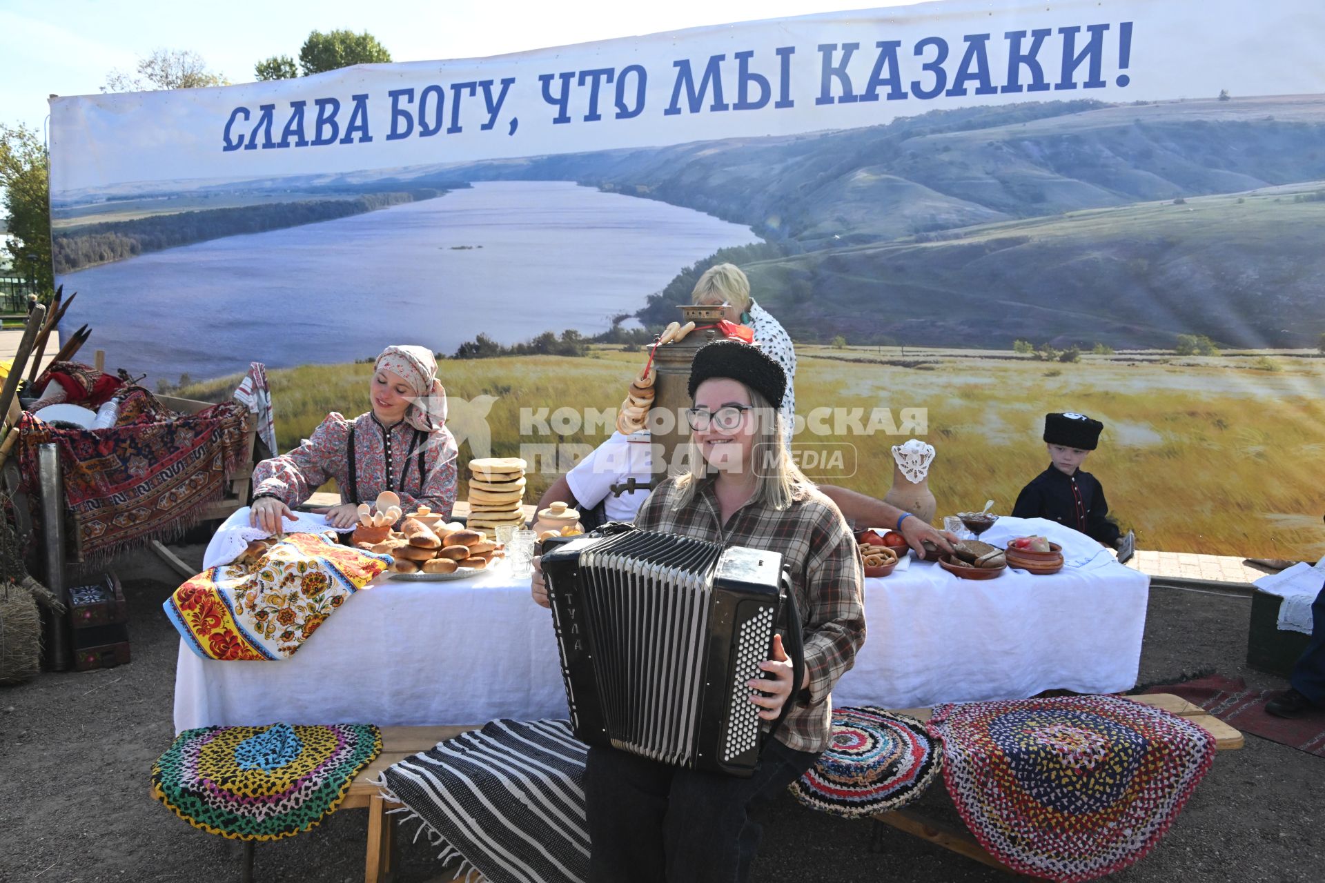 XI Международный фестиваль Казачья станица Москва\"