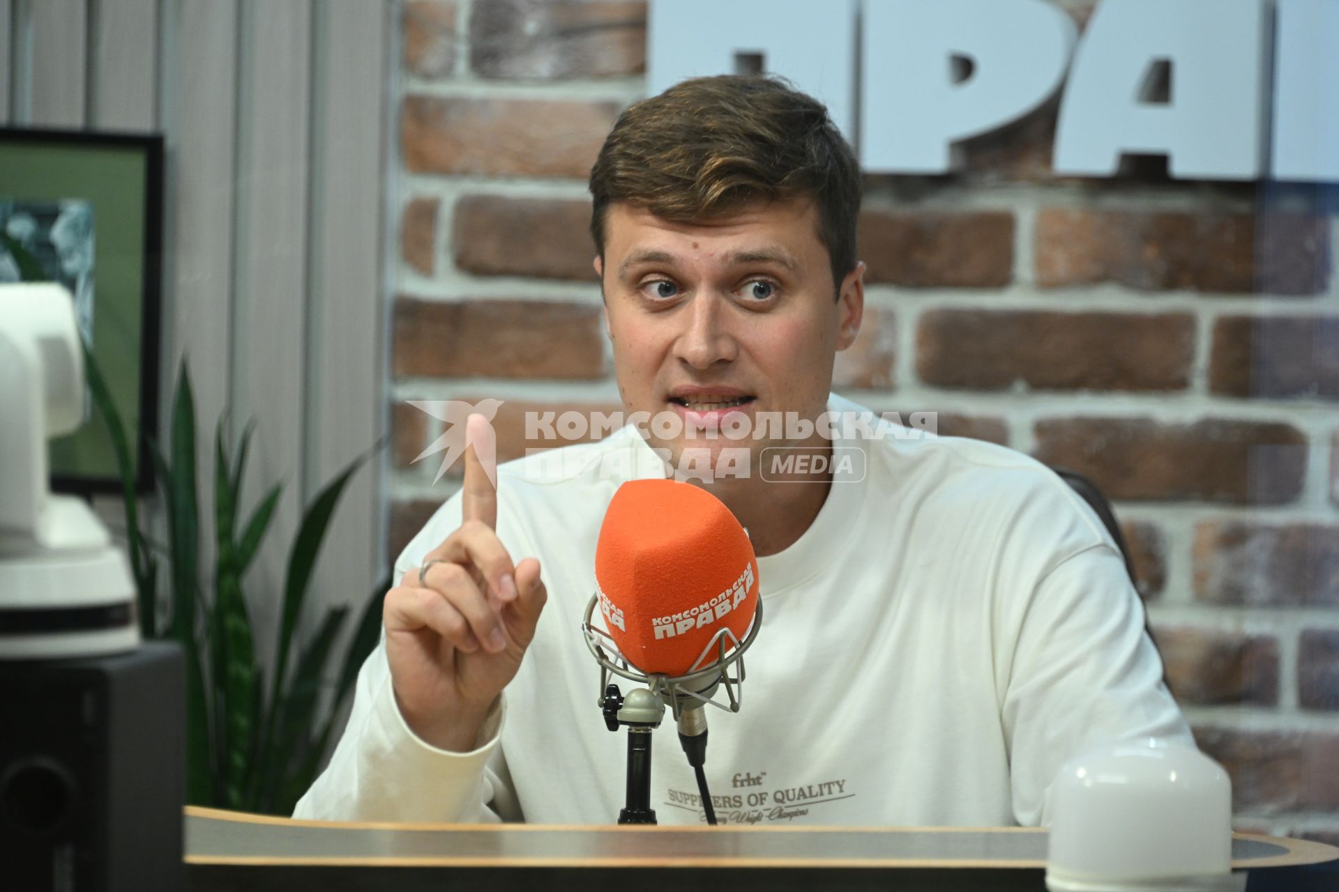Александр Энберт на радиостанции Комсомольская правда\"