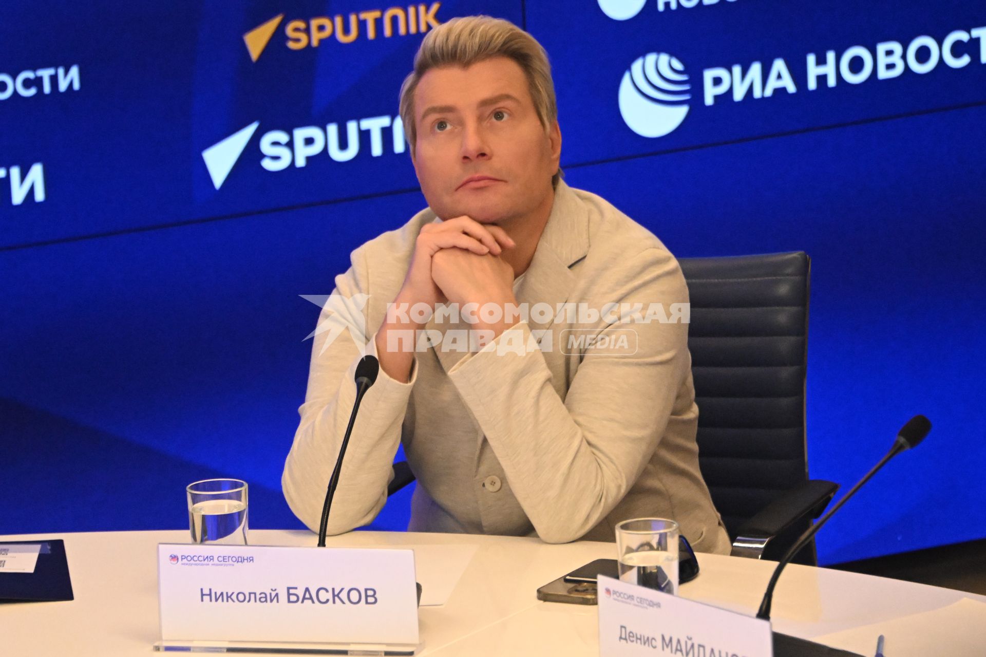 Пресс-конференция, посвященная старту акции Песни и кино - нашим героям\"