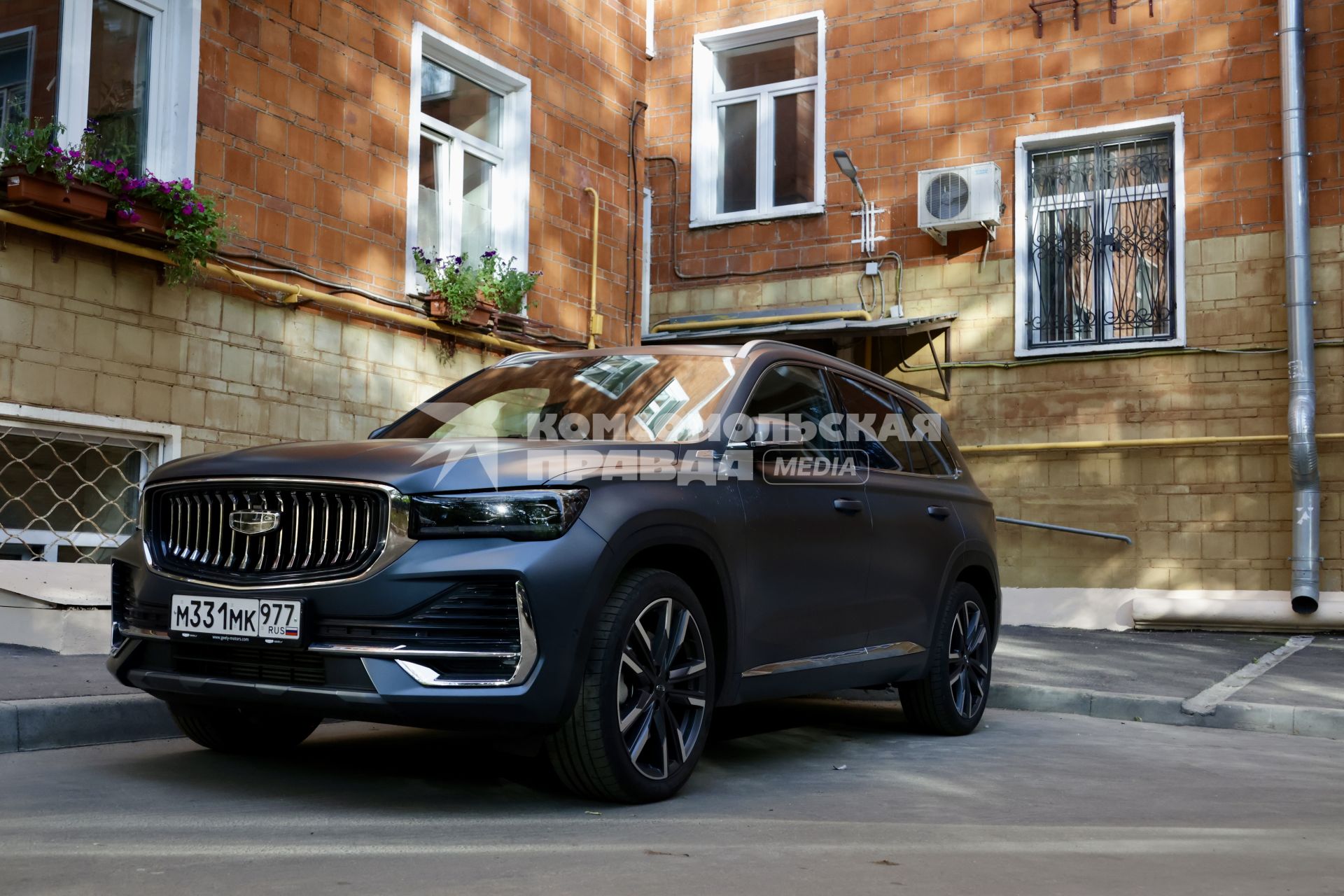 Тест-драйв автомобиля Geely Monjaro