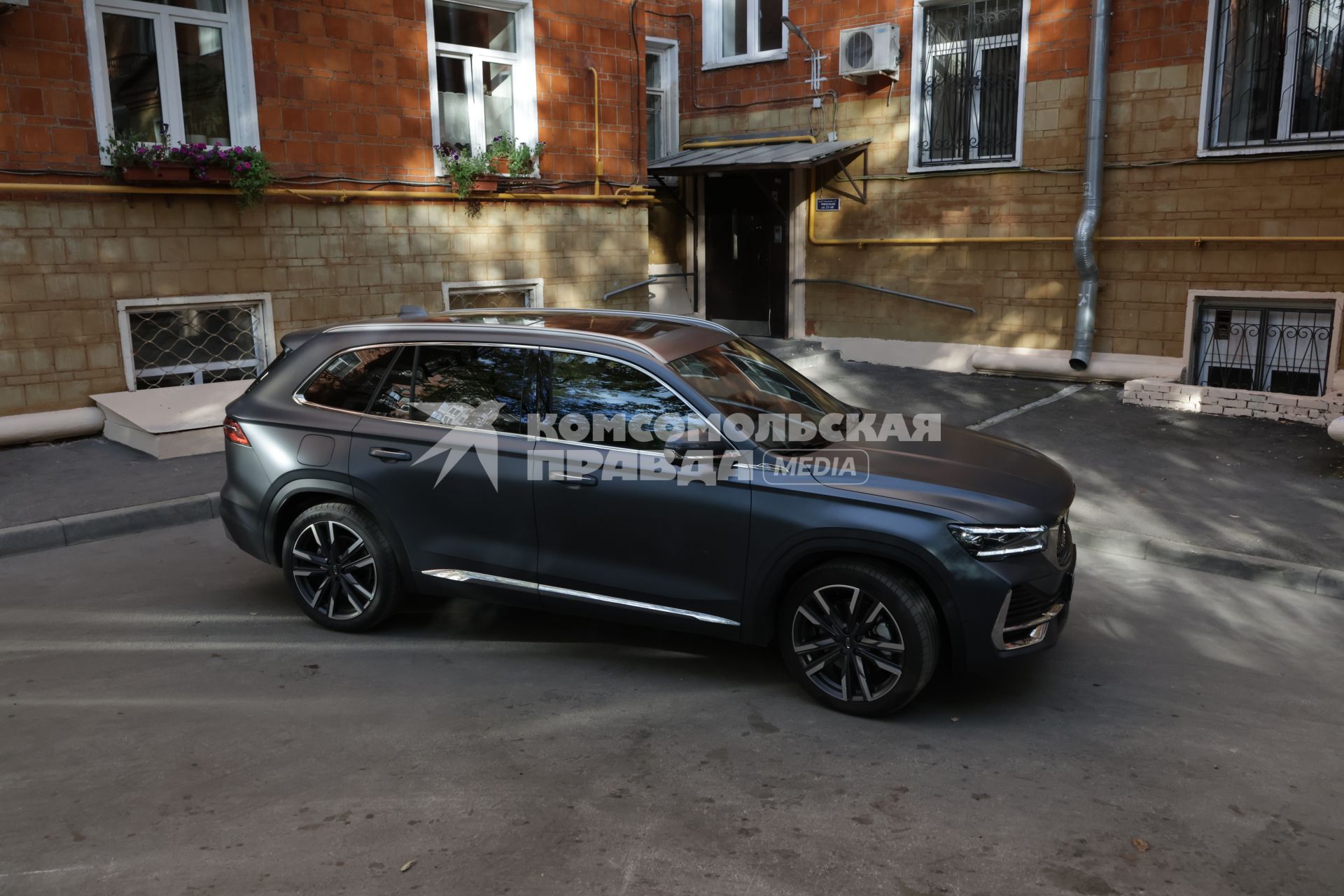 Тест-драйв автомобиля Geely Monjaro