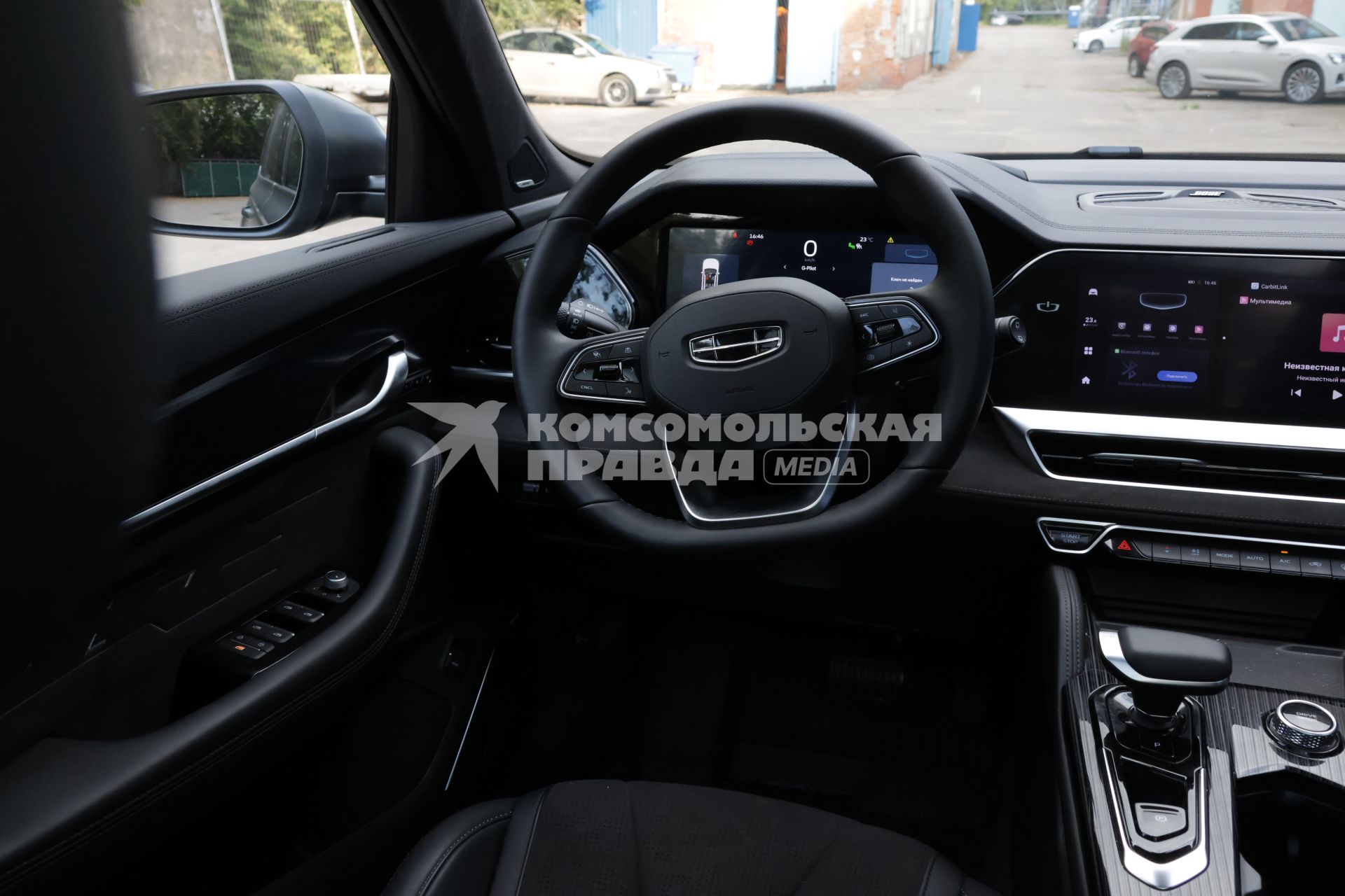Тест-драйв автомобиля Geely Monjaro