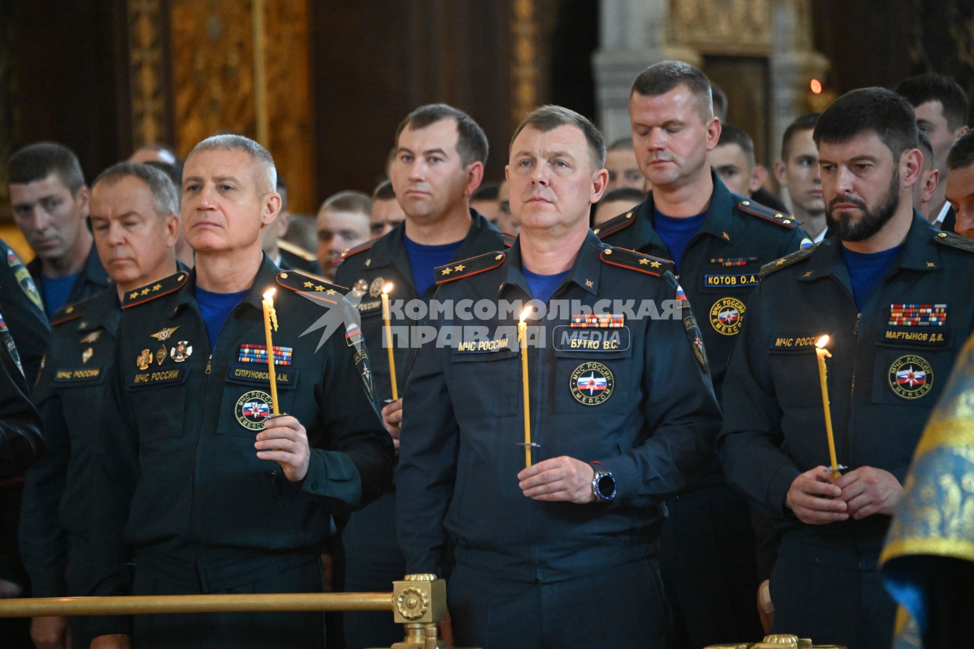 Молебен  честь иконы Божией Матери Неопалимая Купина\" в храме Христа Спасителя