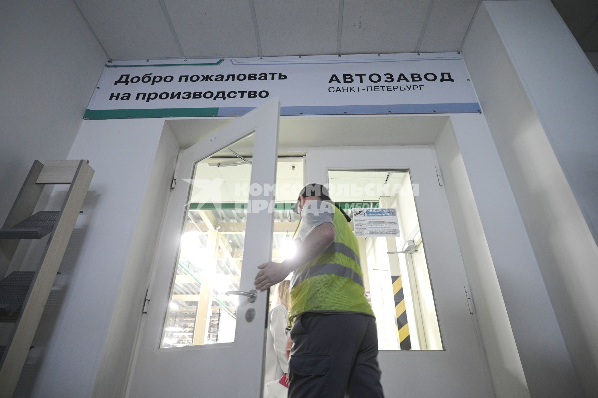 На автозаводе Санкт-Петербург запустили сборку автомобилей Лада Искра