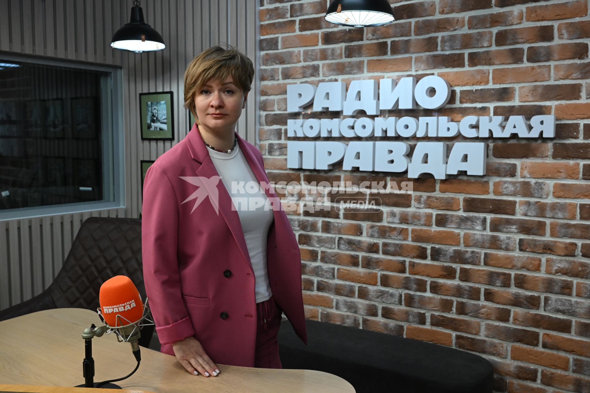 Мария Тимачева на радиостанции \"Комсомольская правда\"