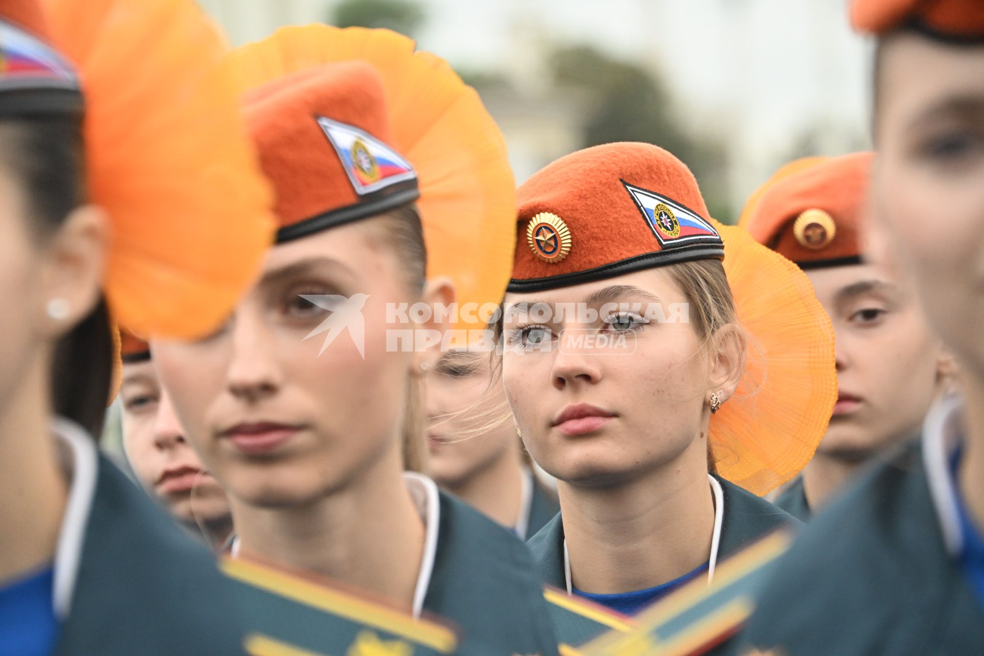Церемония принятия присяги курсантами Академии Государственной противопожарной службы МЧС России на ВДНХ