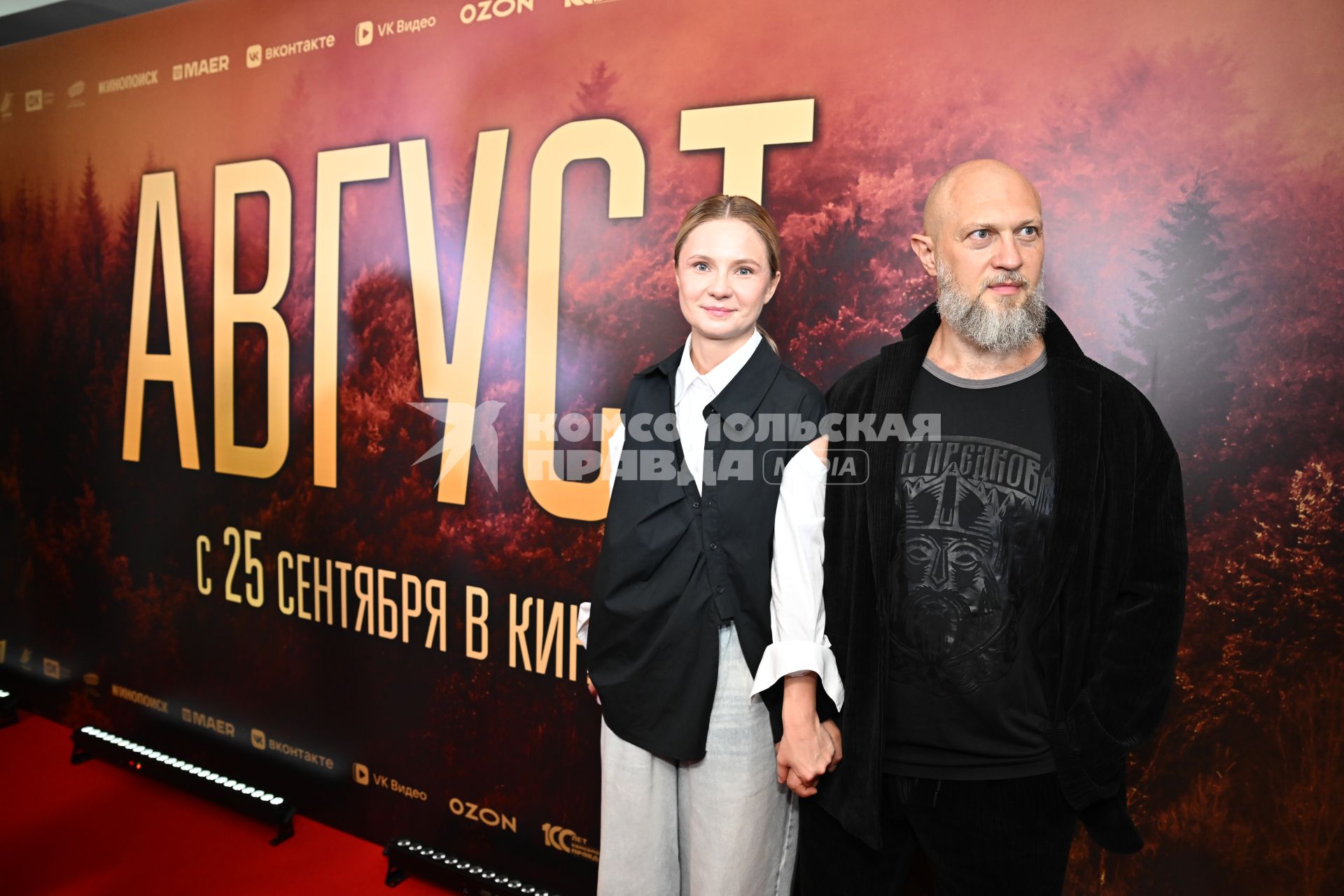 Премьера фильма Август\" в кинотеатре \"КАРО 11 Октябрь\"