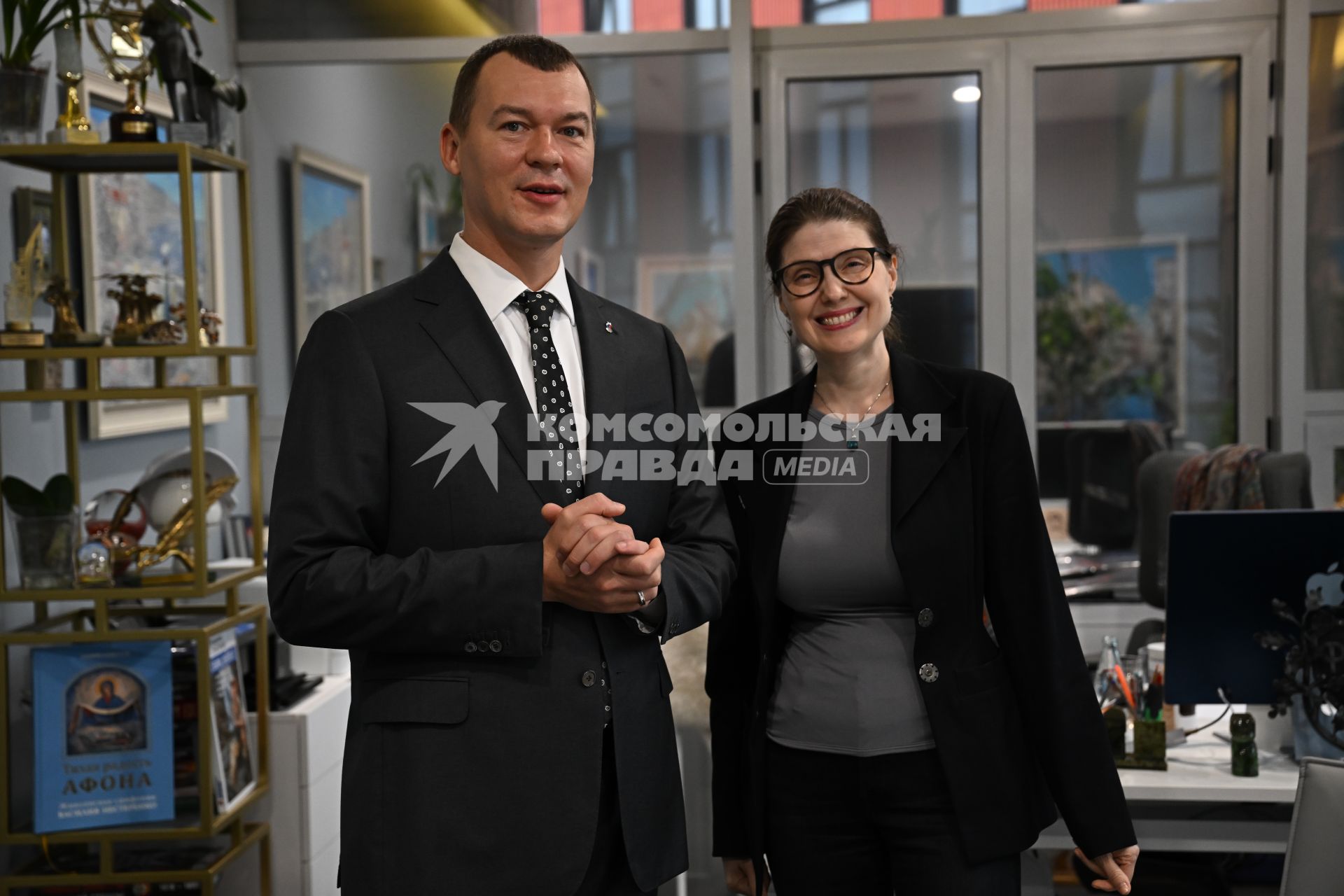 Михаил Дегтярев и Олеся Носова в редакции  Комсомольская правда\"