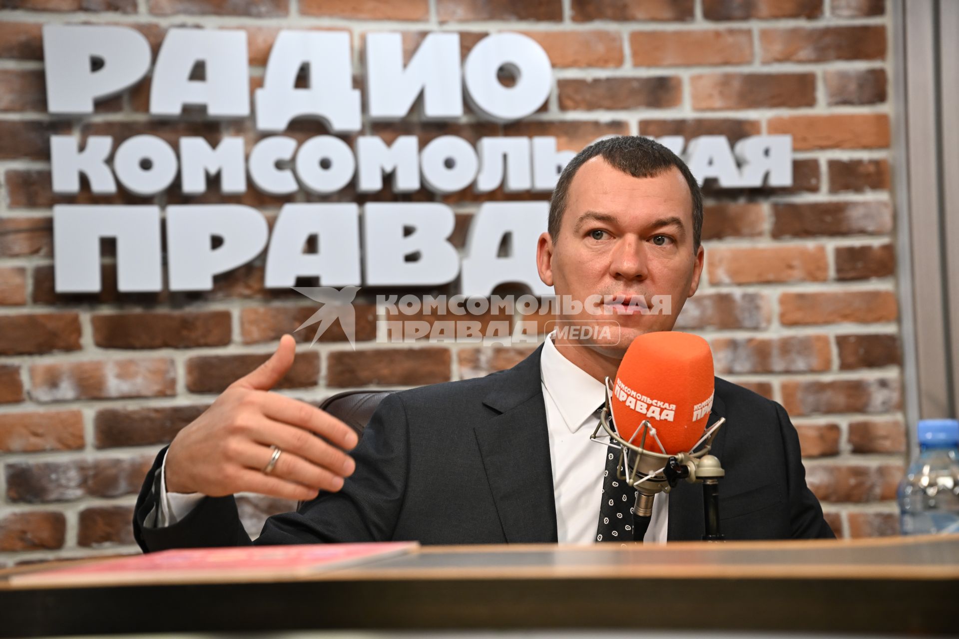Михаил Дегтярев  на радиостанции Комсомольская правда\"