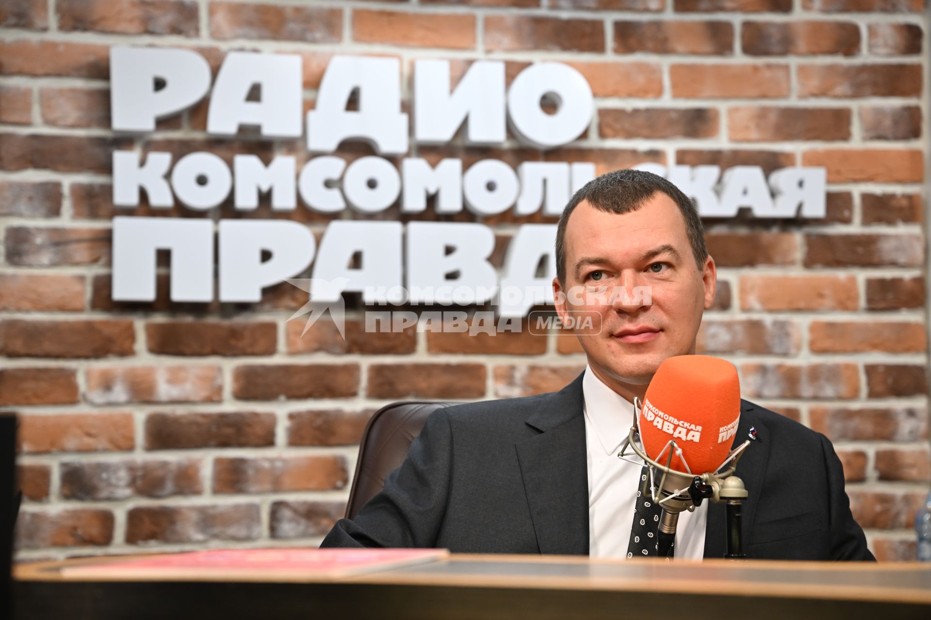 Михаил Дегтярев  на радиостанции Комсомольская правда\"