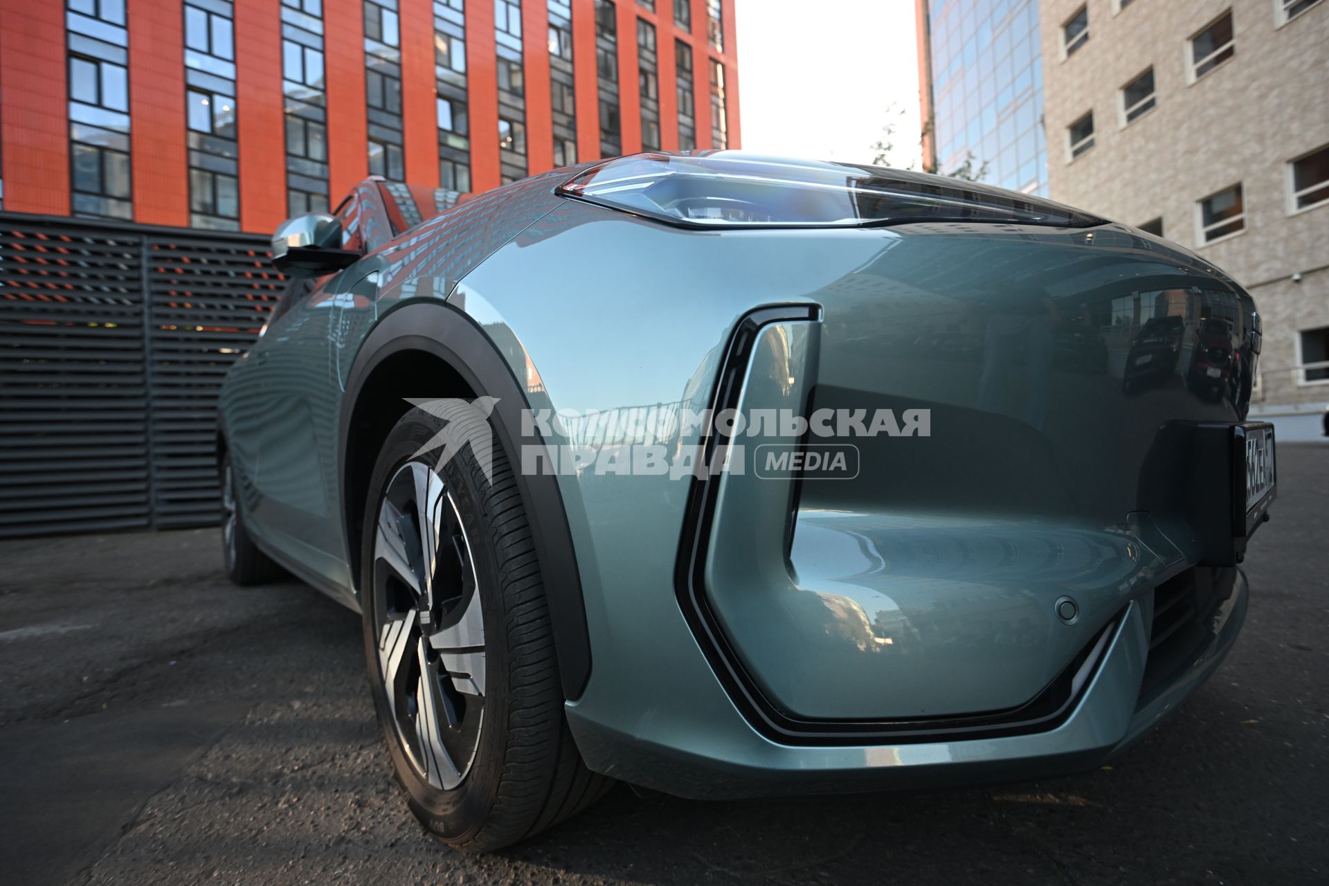 Тест-драйв автомобиля Geely EX5