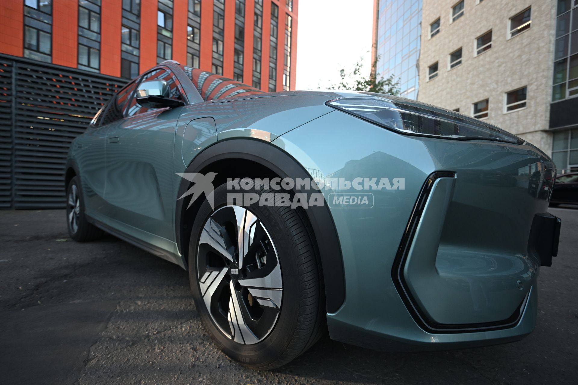 Тест-драйв автомобиля Geely EX5