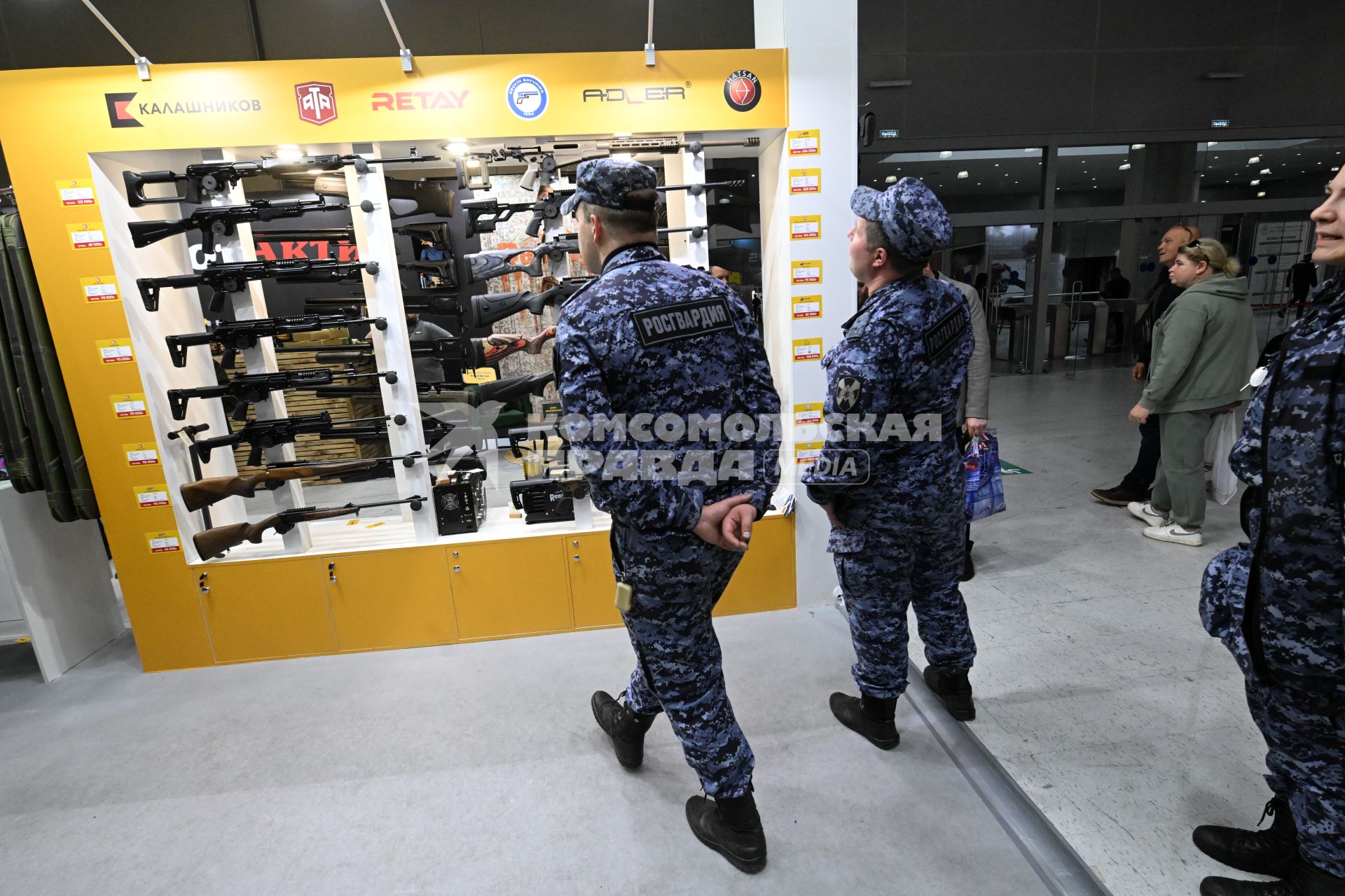Международная выставка \"Мир Охоты и Рыбалки\" в \"Крокус Экспо\"
