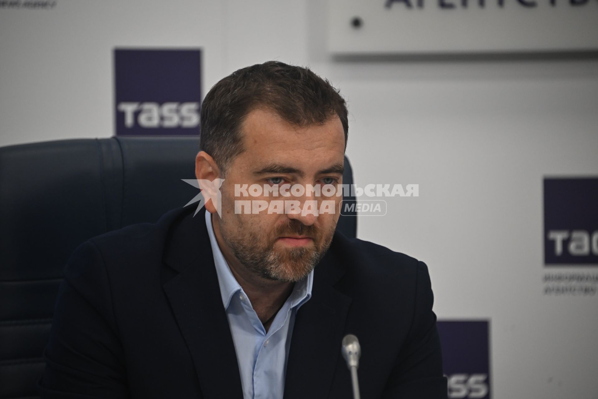 Врачи Бакулевского центра провели мастер-класс основ реанимации с журналистами ТАСС