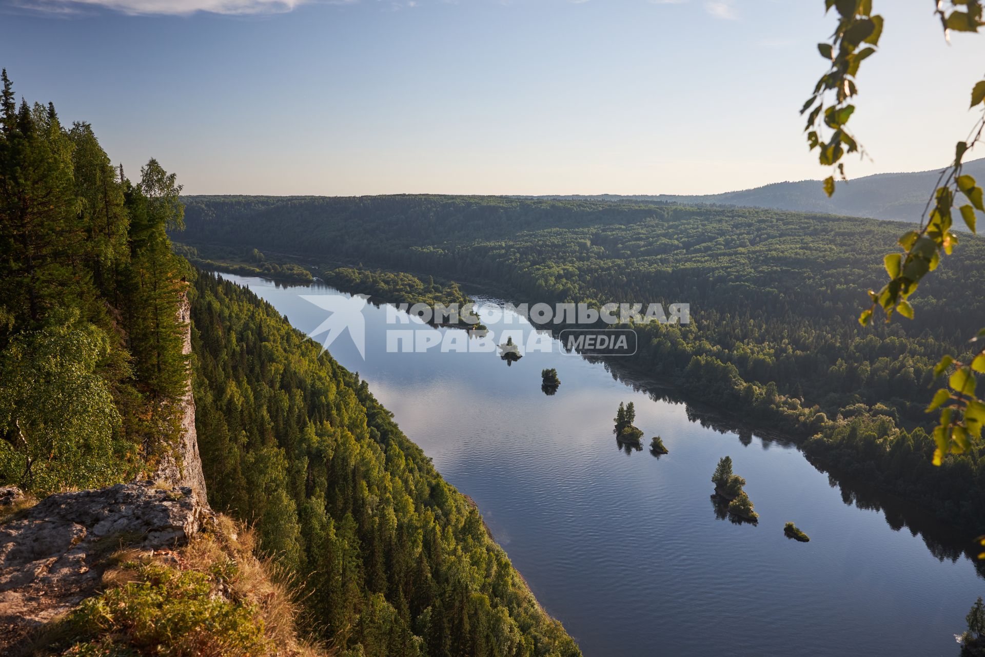 Река Вишера и камень Ветлан в Пермском крае