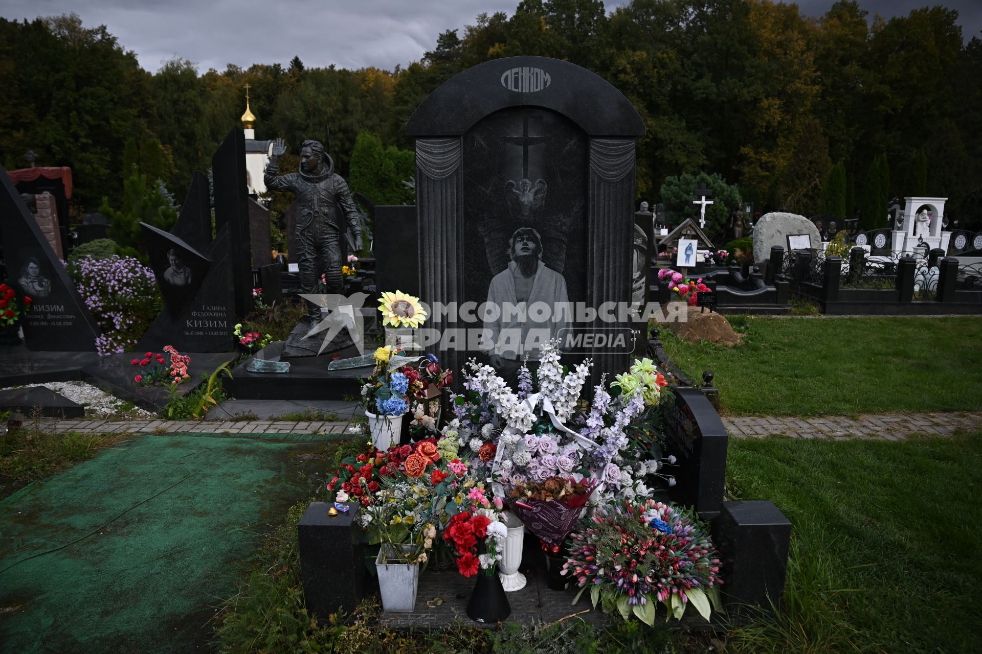 Троекуровское кладбище