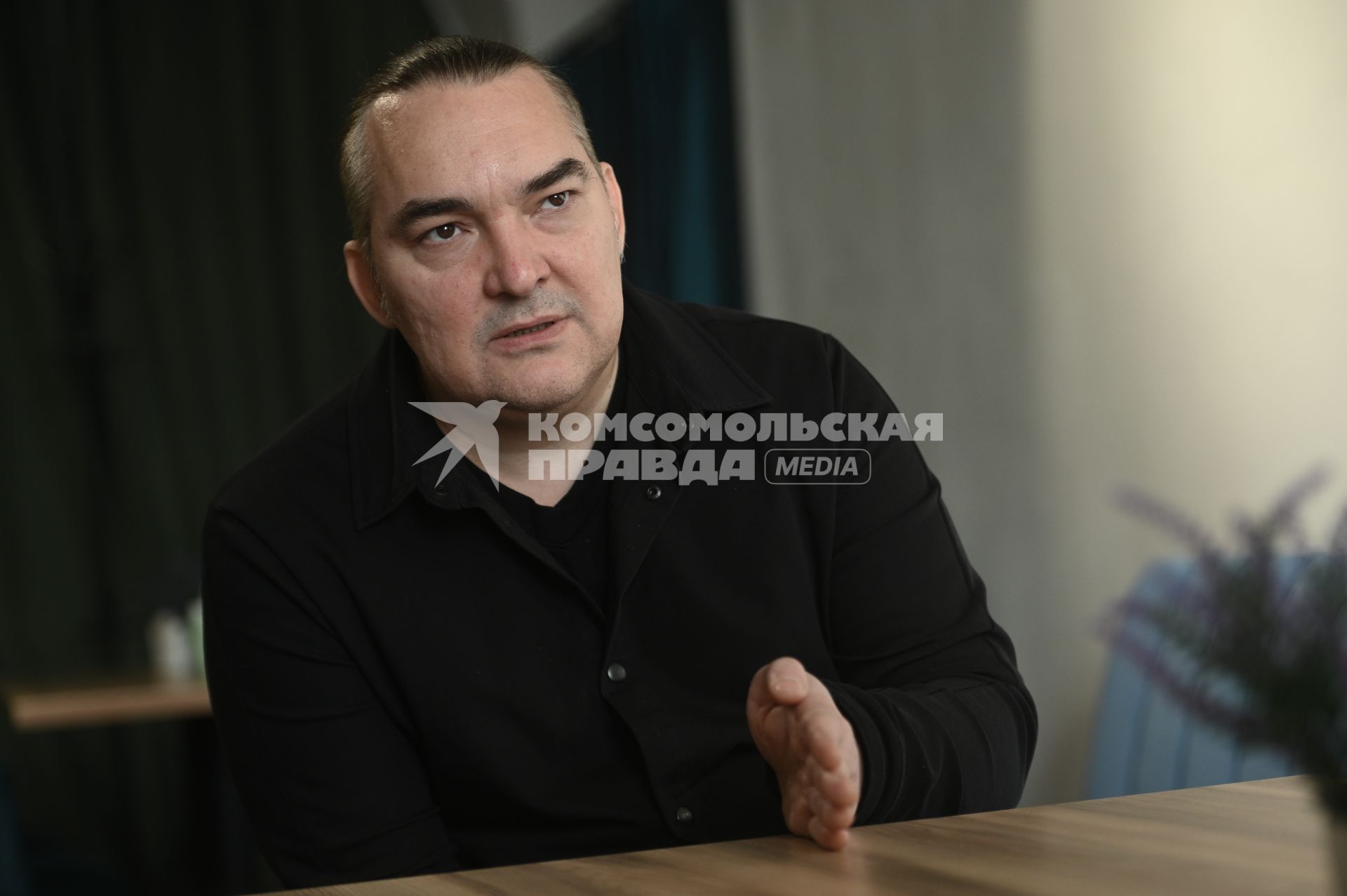 Алексей Горшенев отметил 50-летие полуденным выстрелом из Петропавловской крепости