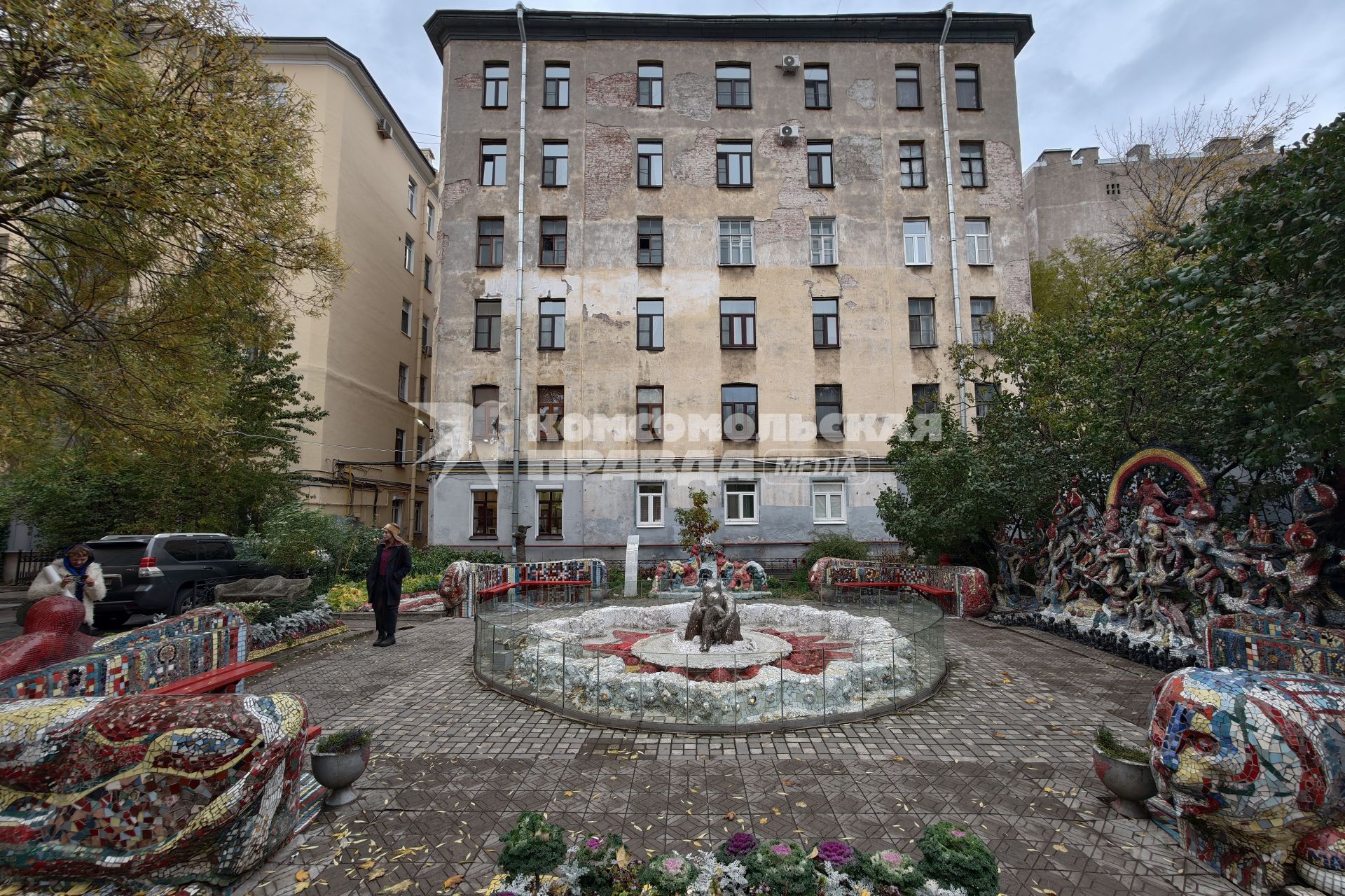 Необычные дворы Петербурга