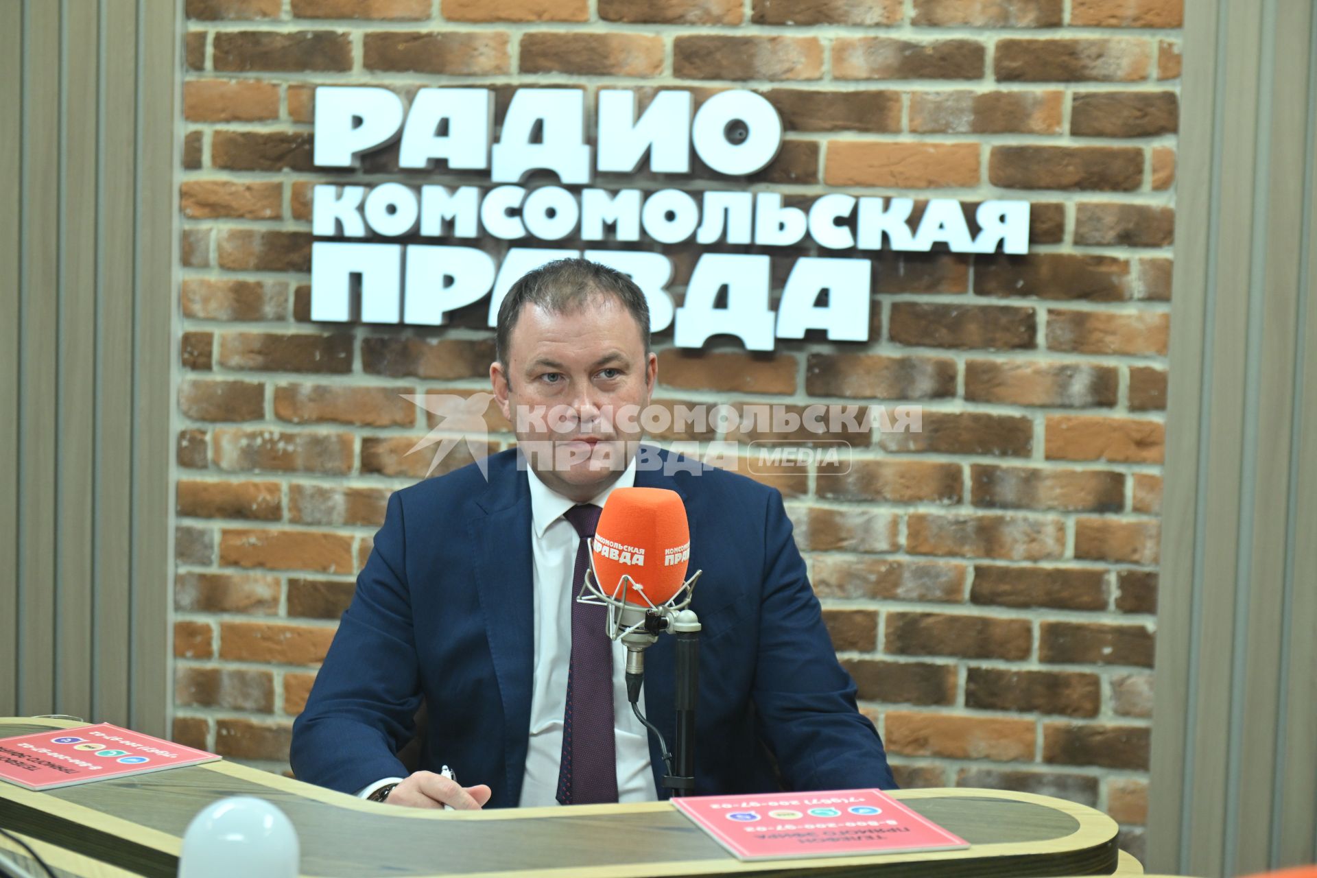 Илья Середюк на радиостанции \"Комсомольская правда\"