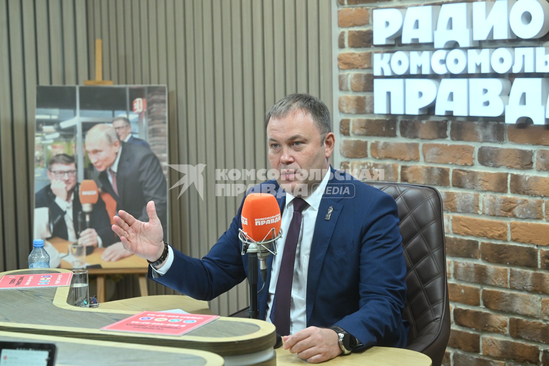 Илья Середюк на радиостанции \"Комсомольская правда\"