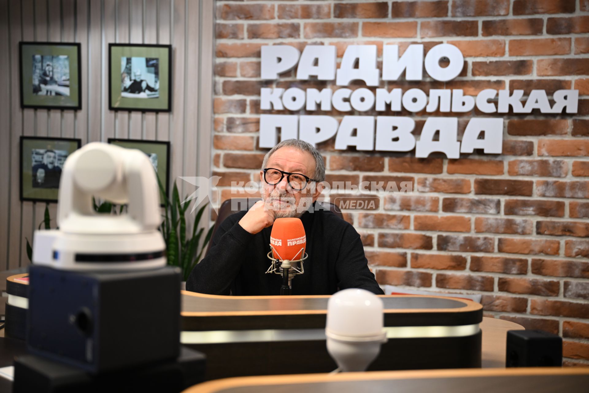 Евгений Маргулис на радиостанции \"Комсомольская правда\"