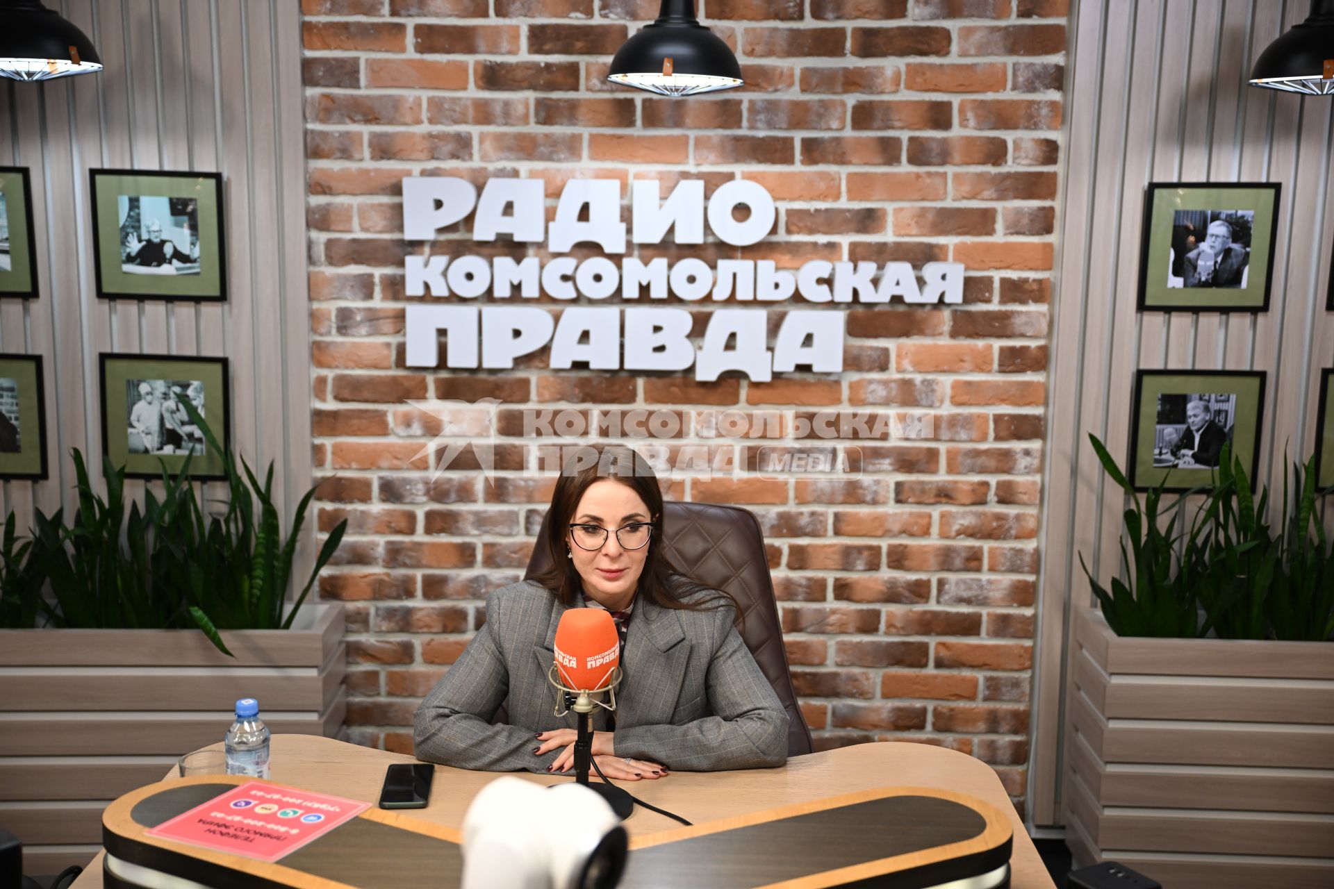 Марина Ахмедова на радиостанции \"Комсомольская правда\"