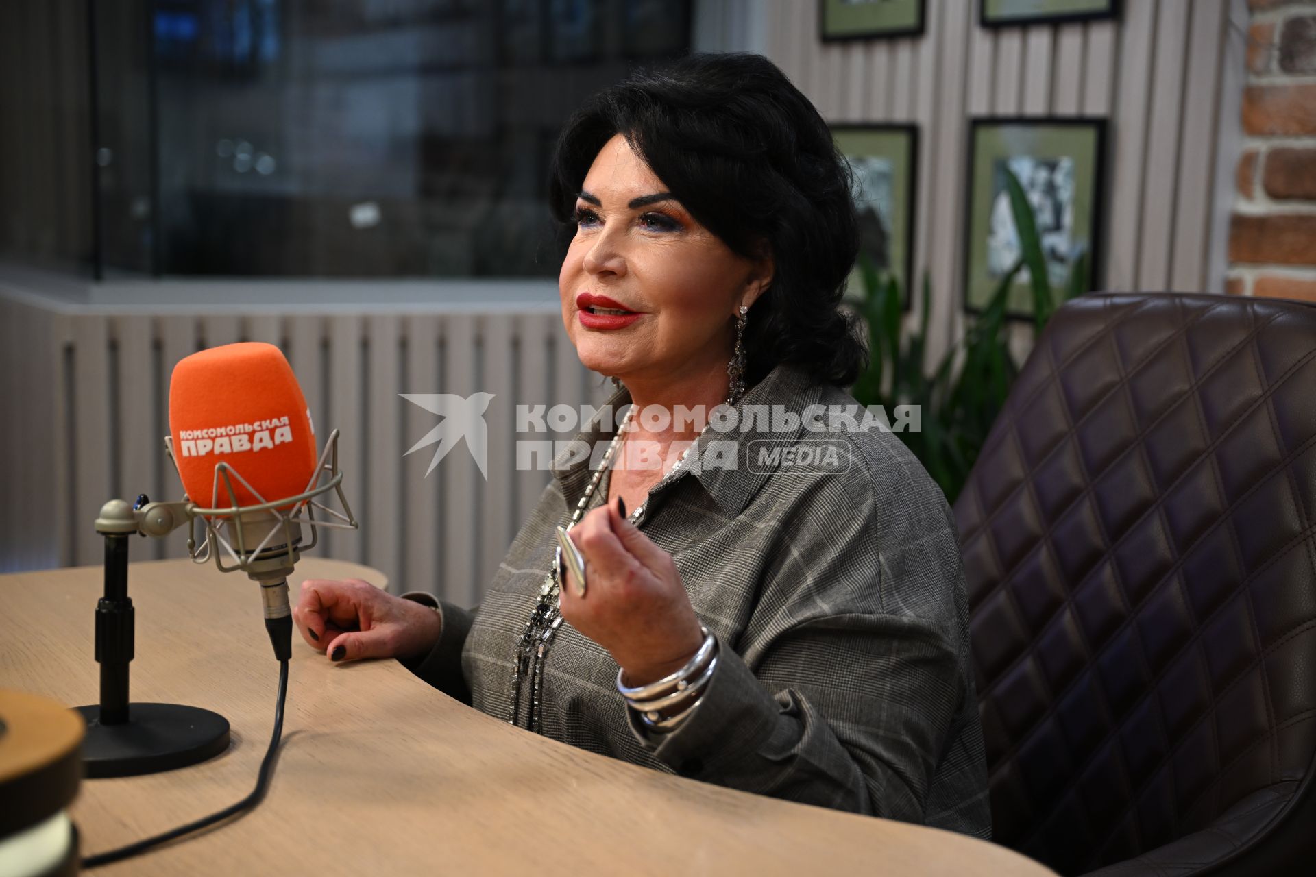 Надежда Бабкина на радиостанции Комсомольская правда\"