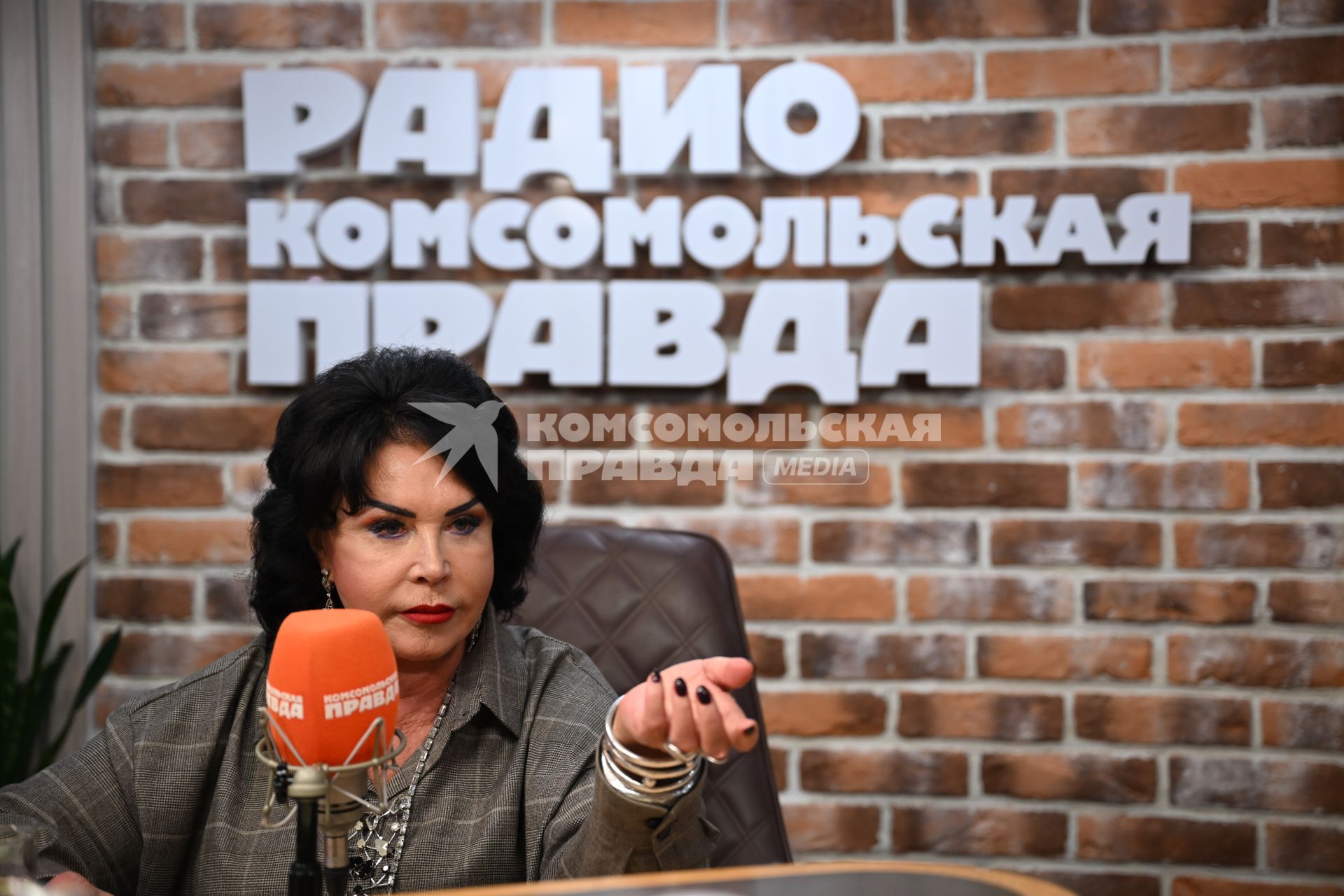 Надежда Бабкина на радиостанции Комсомольская правда\"