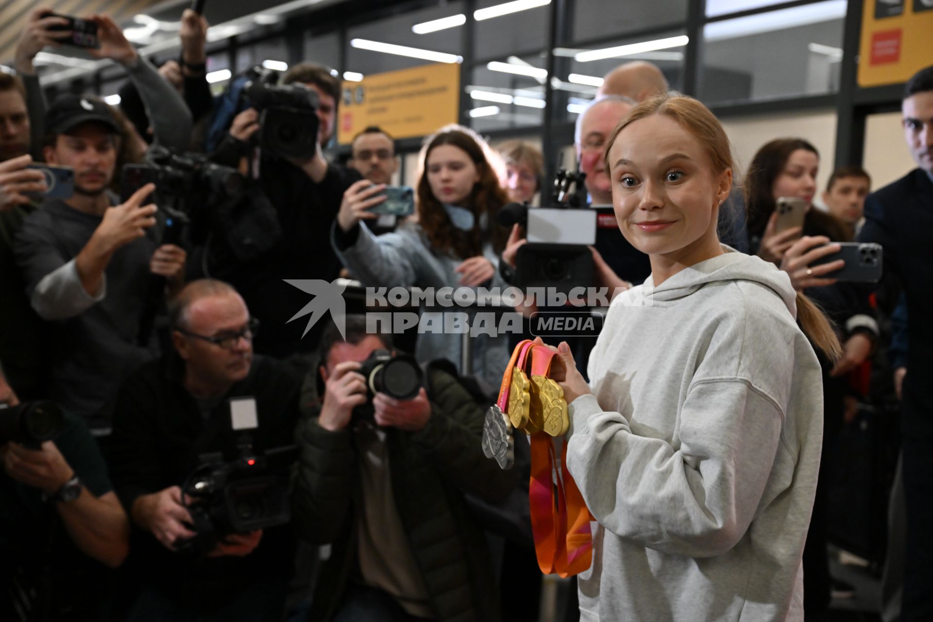 Встреча российских гимнастов, завоевавших призовые места на чемпионате мира